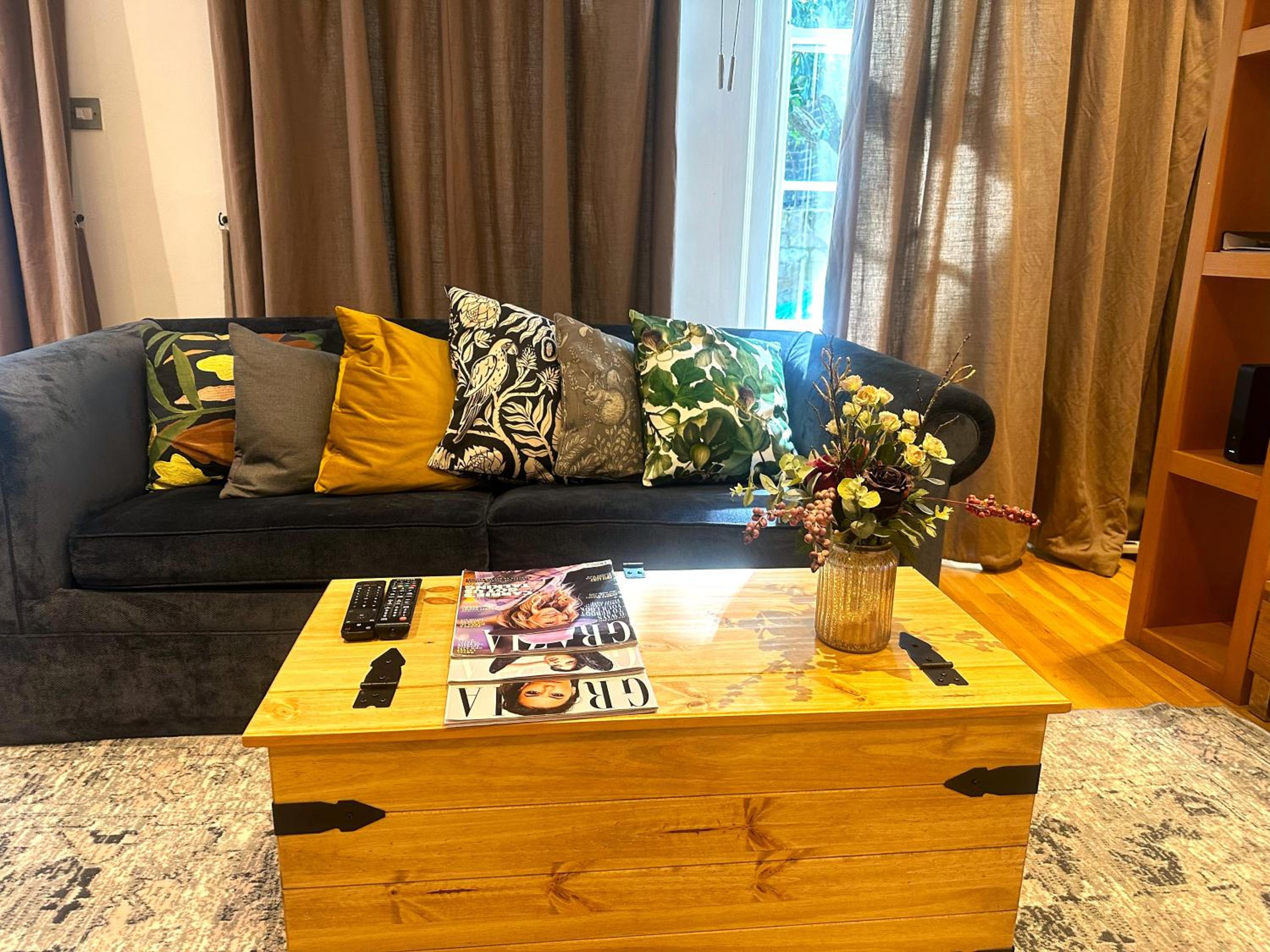 Charming Comfy Apartments by Kensington & Chelsea