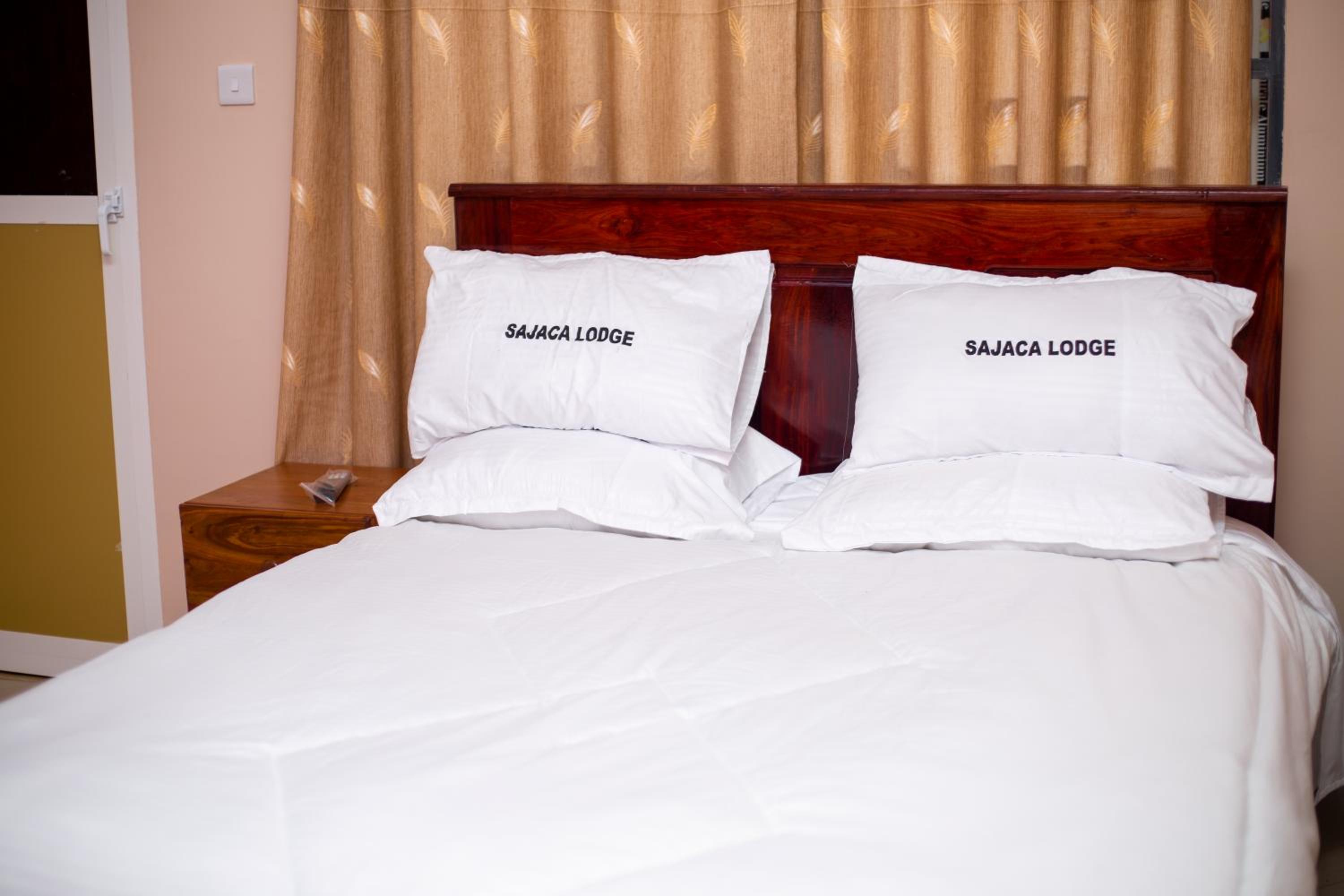 Sajaca Lodge view 2