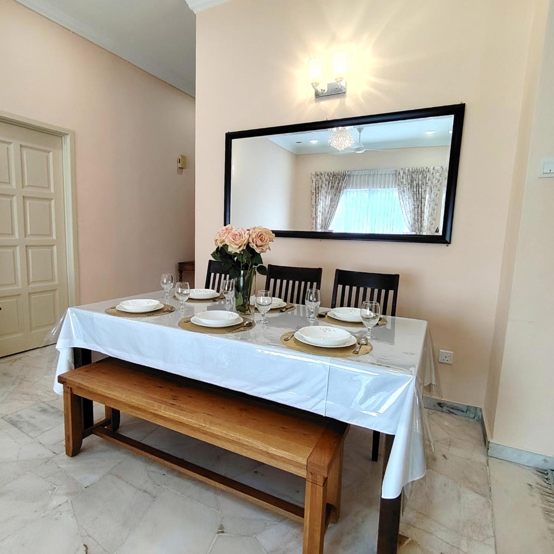 Homestay Spacious Condo Gurney Heights 5min to KLCC