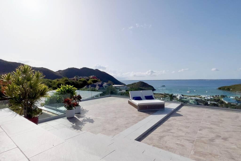 Luxurious 7-Bedroom Villa with magnificent view