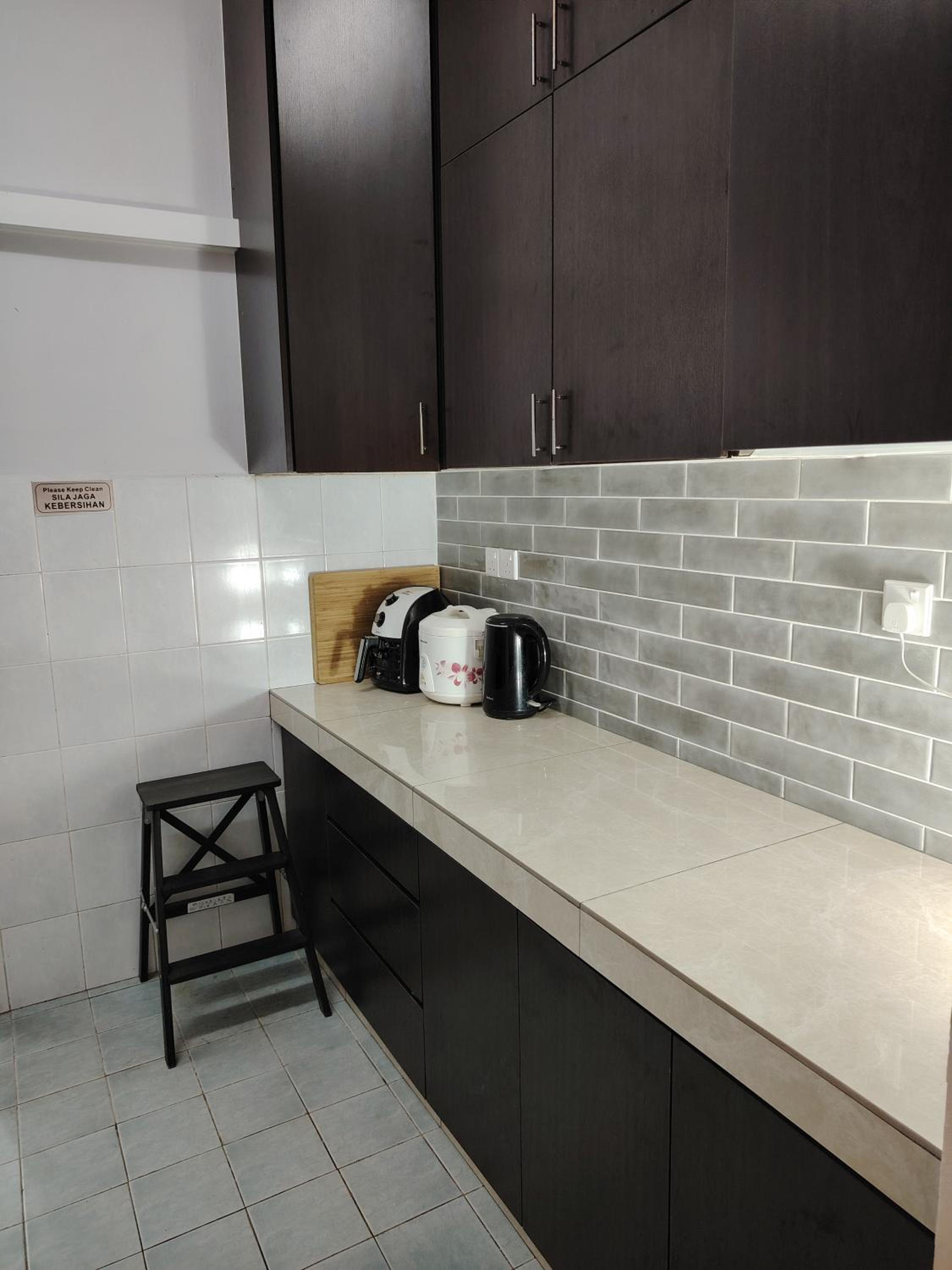 Homestay Spacious Condo Gurney Heights 5min to KLCC