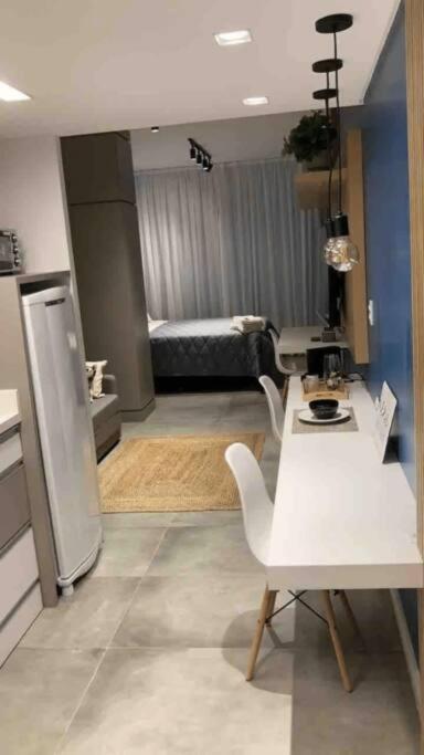 Moderno, novo e confortável no centro de Floripa