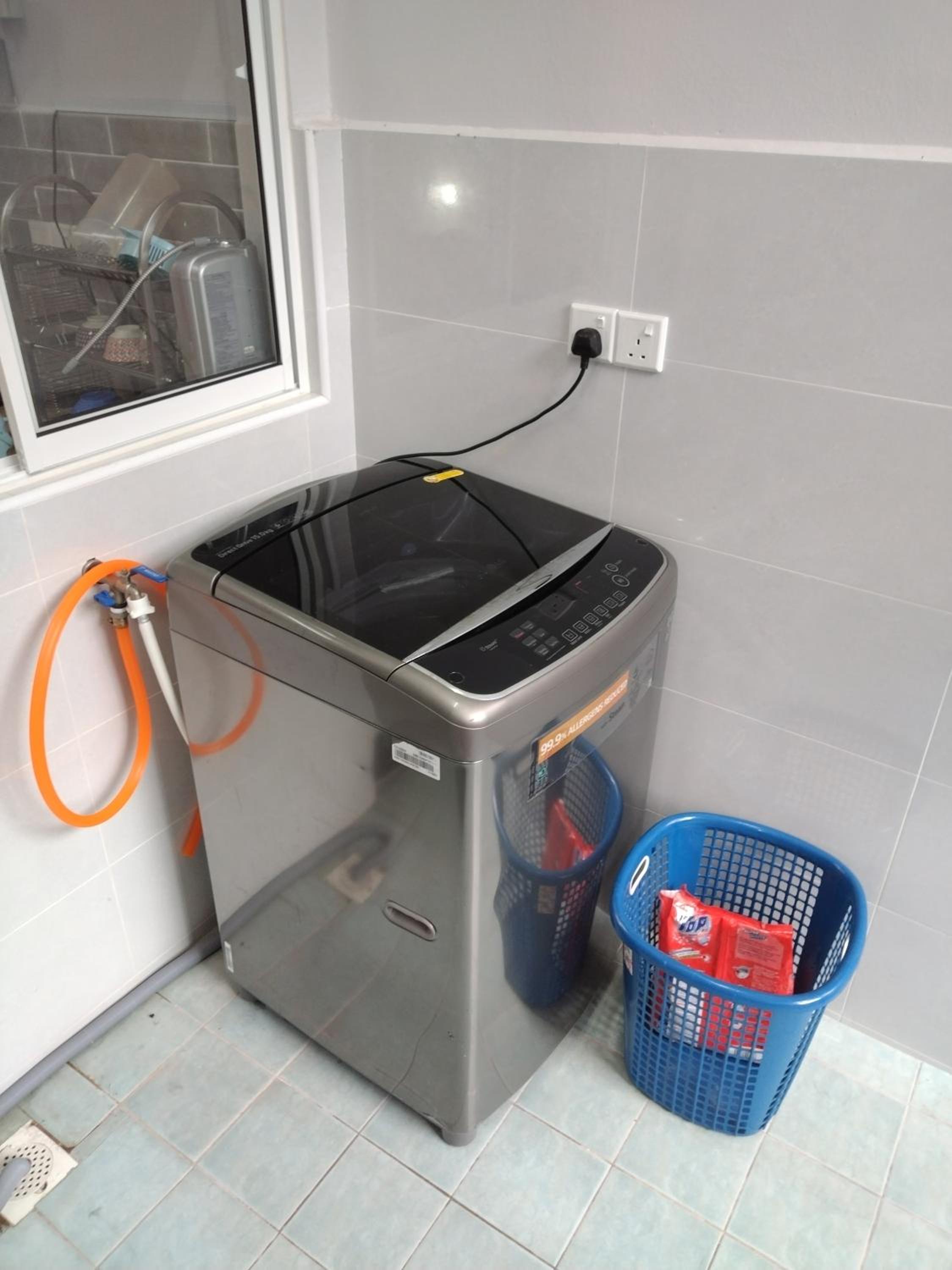 Homestay Spacious Condo Gurney Heights 5min to KLCC