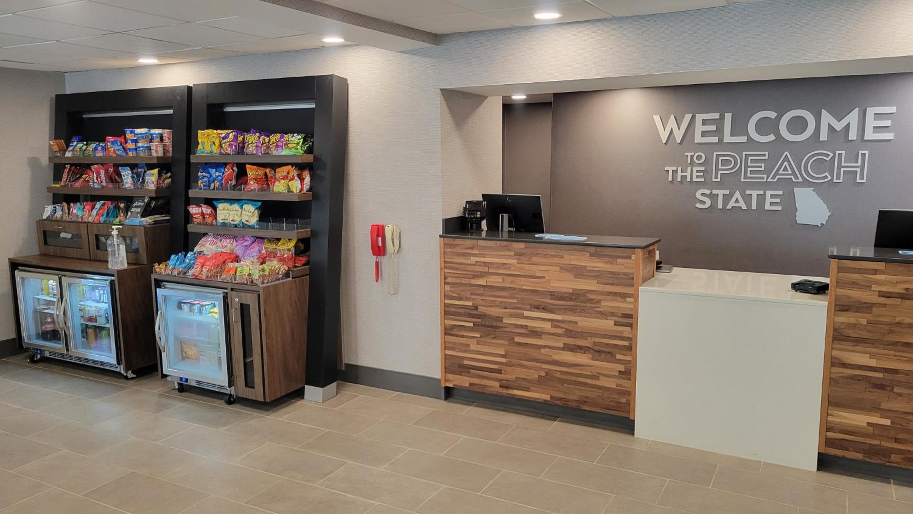 Commerce Vacations - Hampton Inn Commerce - Property Image 20