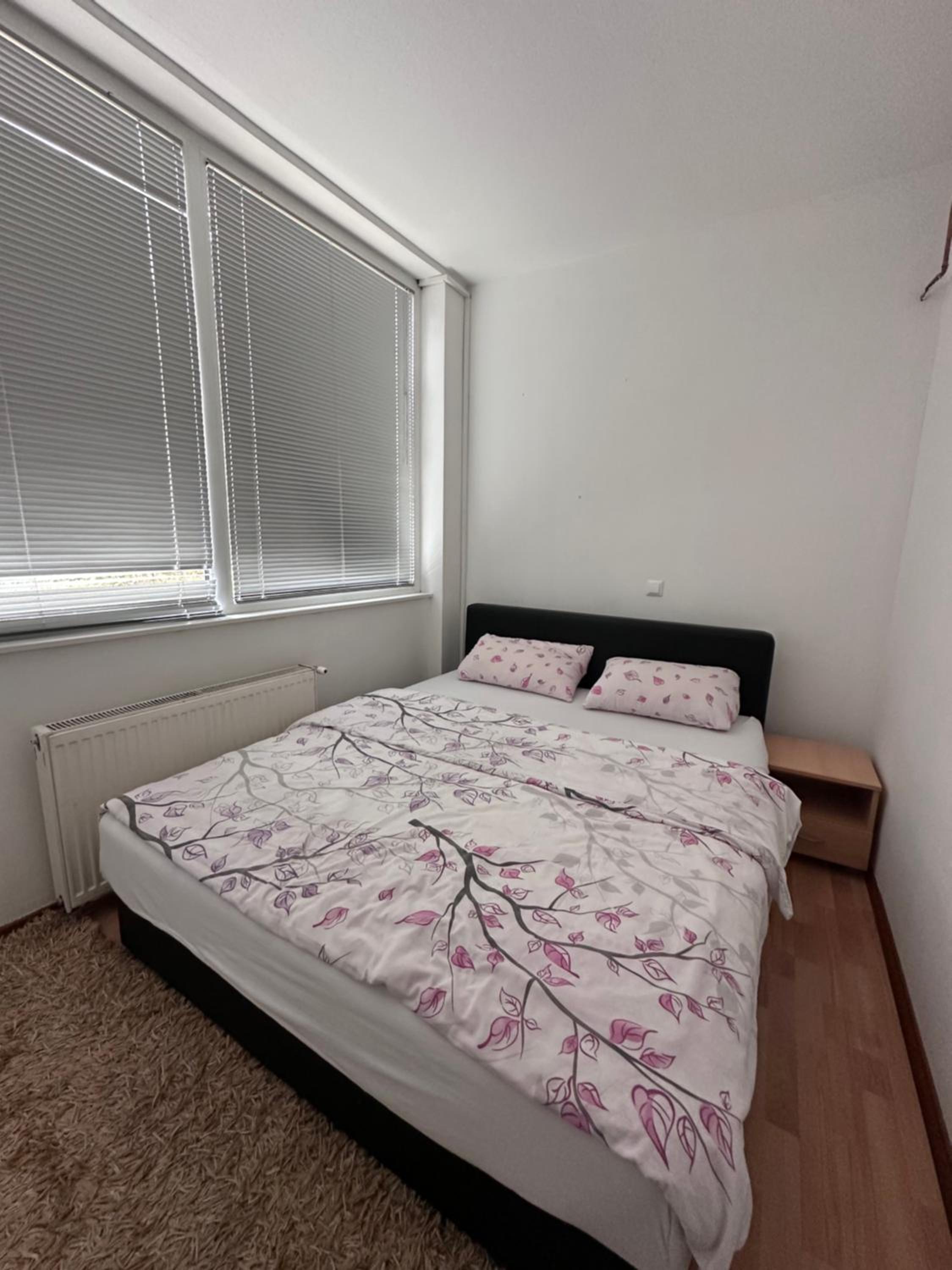 Elma Apartments