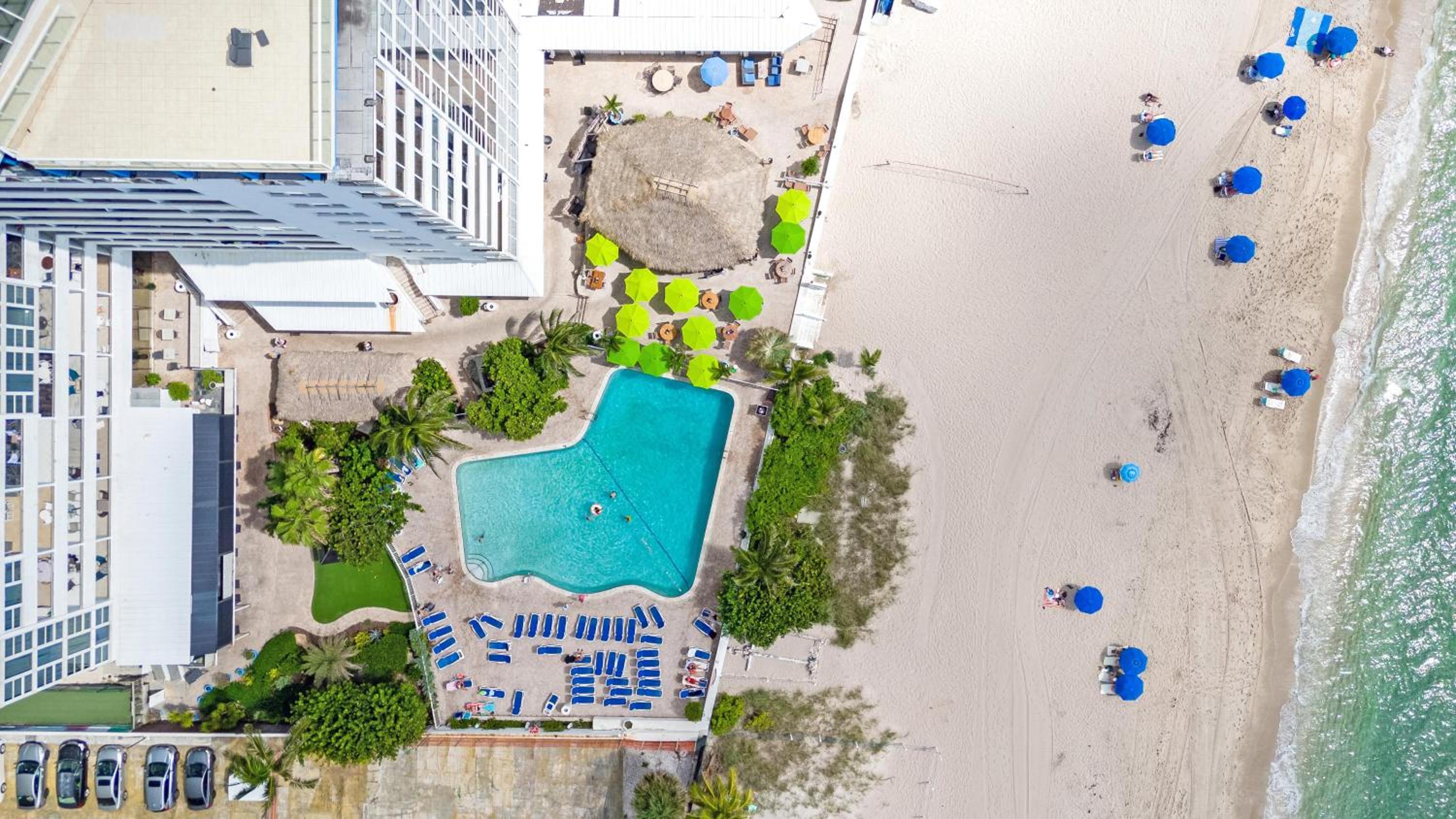 Disconnect on the Beach with Hockey Table view 5