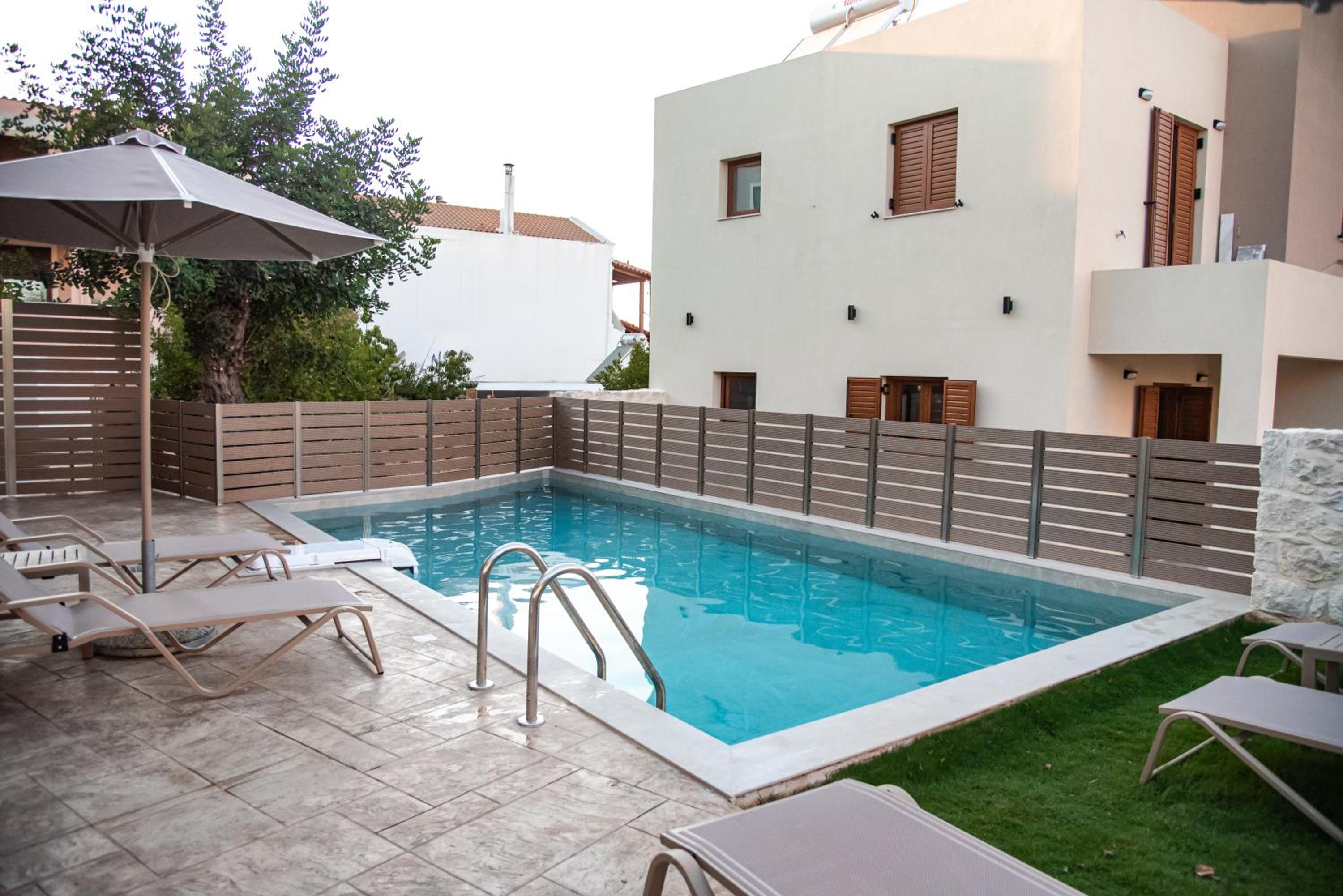 PROVILLAS - Ι, ΙΙ & ΙΙΙ - Luxury Villas with private pool near Retrymno