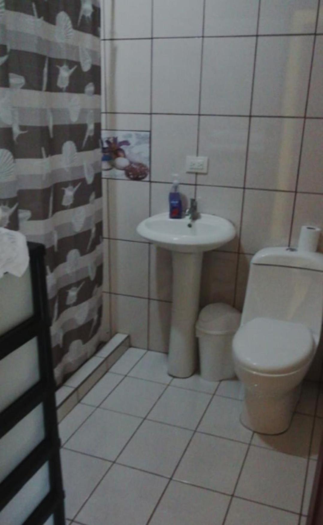 Haciendo Amigos en El Canasto