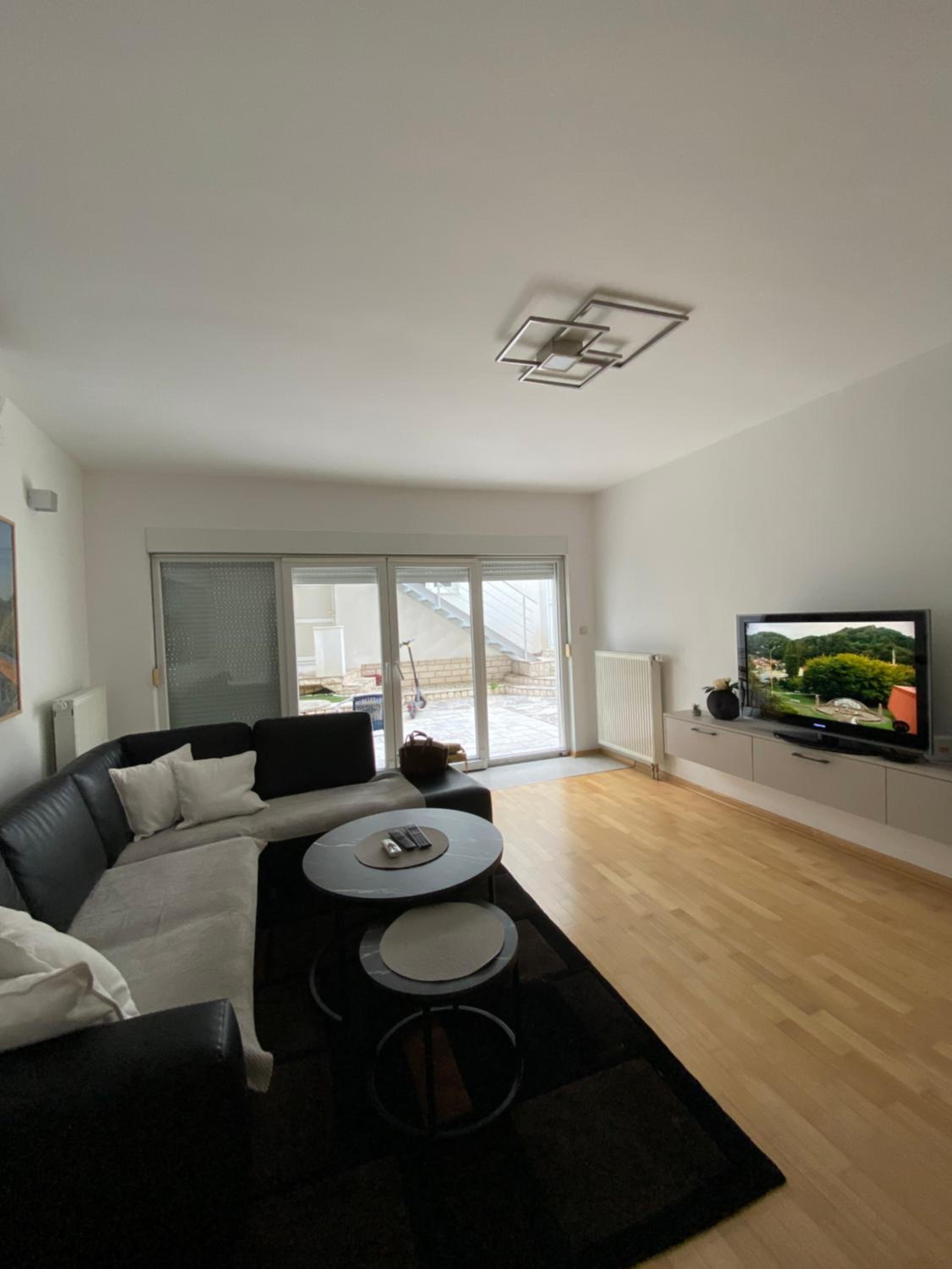 Apartments Malin