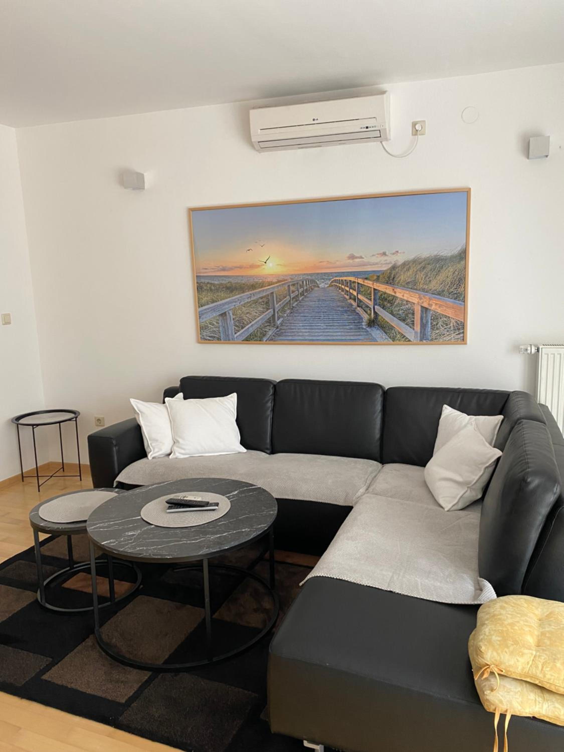 Apartments Malin