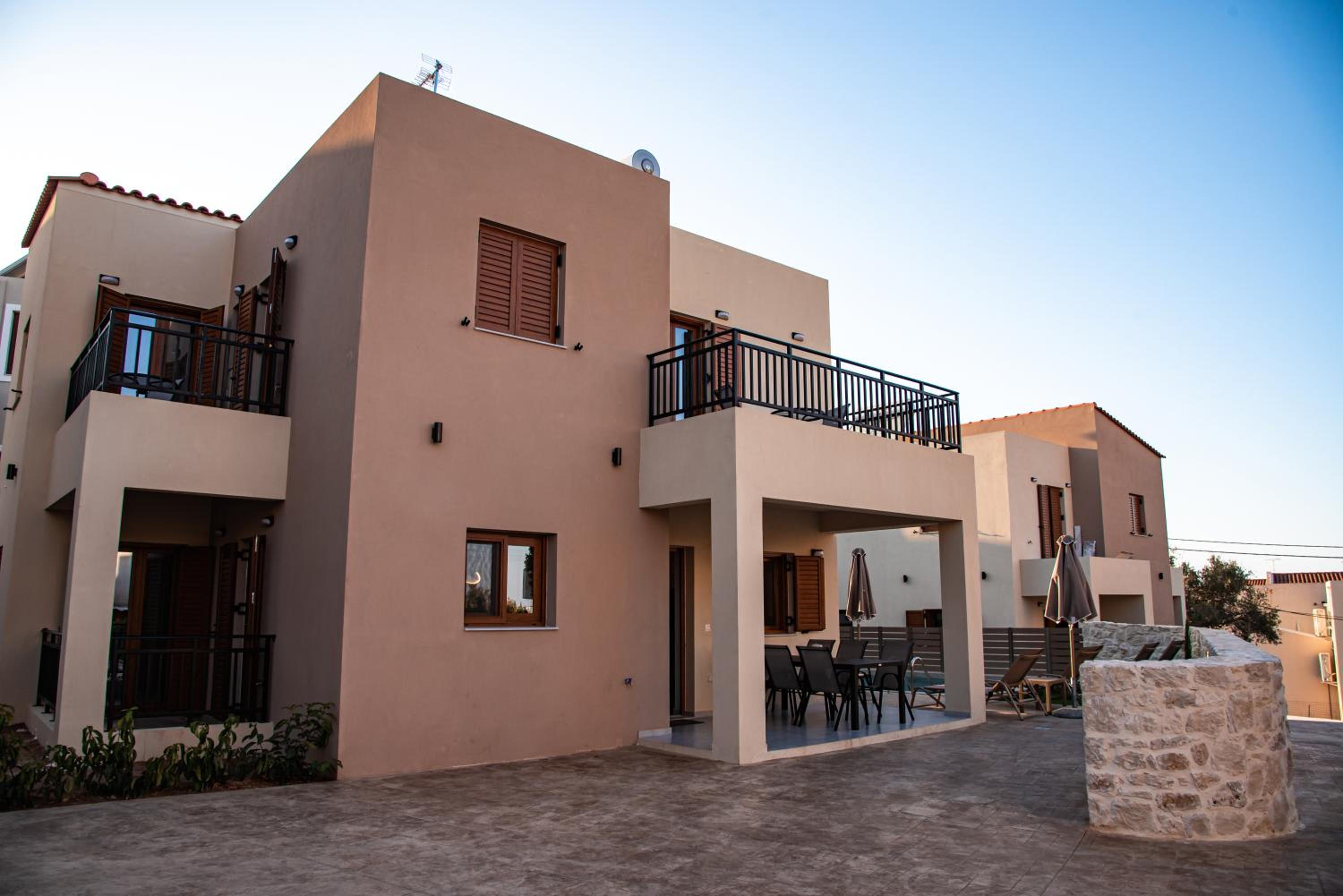 PROVILLAS - Ι, ΙΙ & ΙΙΙ - Luxury Villas with private pool near Retrymno