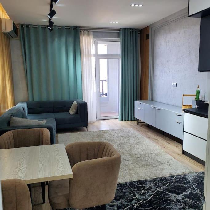 Skyview Apartment on Oybek NRG view 2