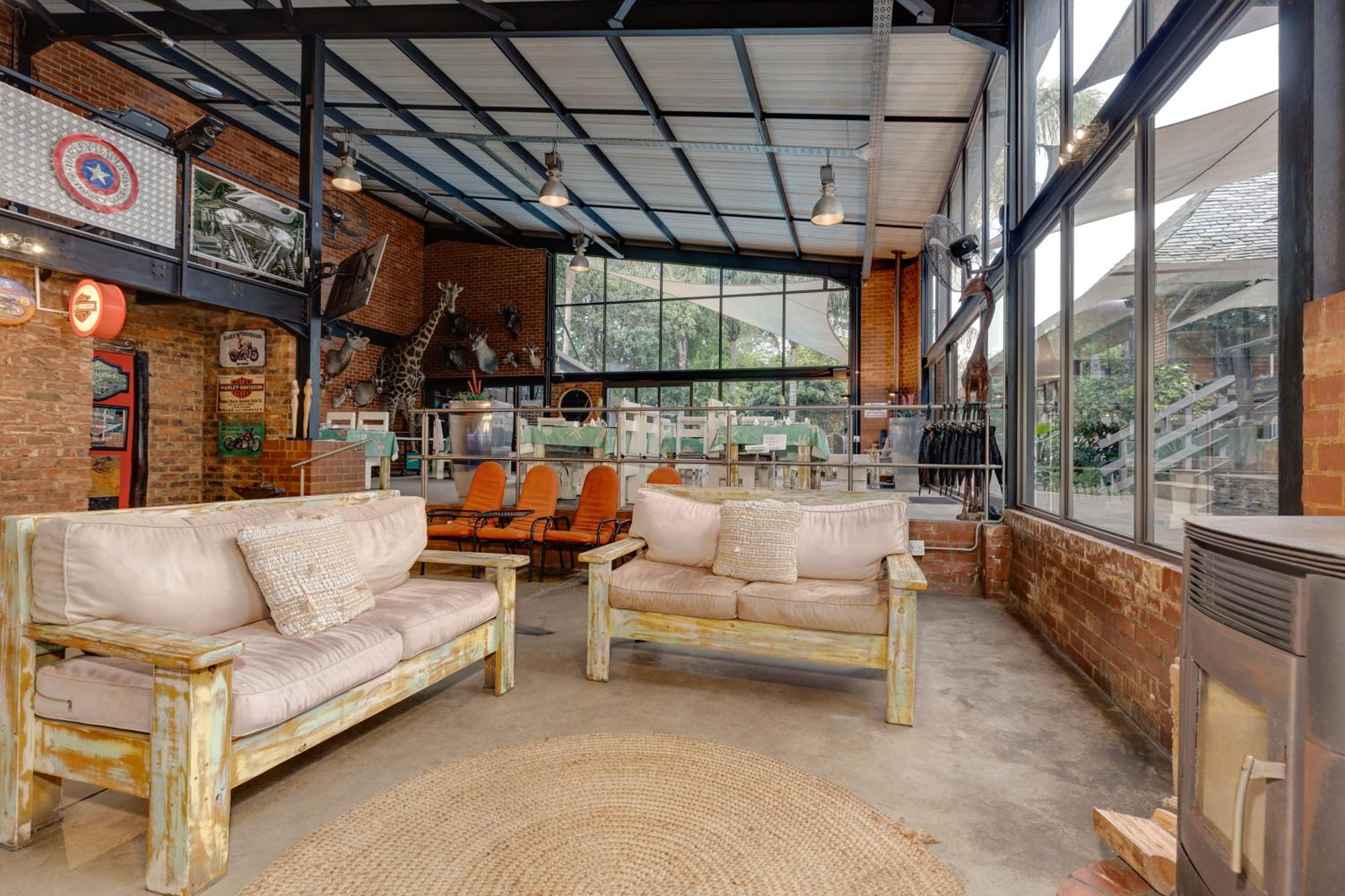 lounge