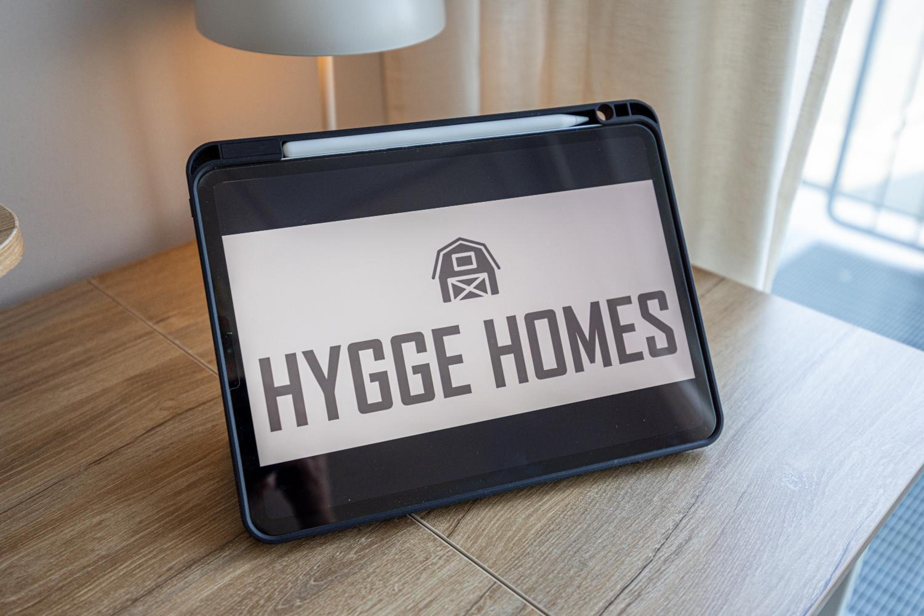 Hygge Homes - Cube Apartment