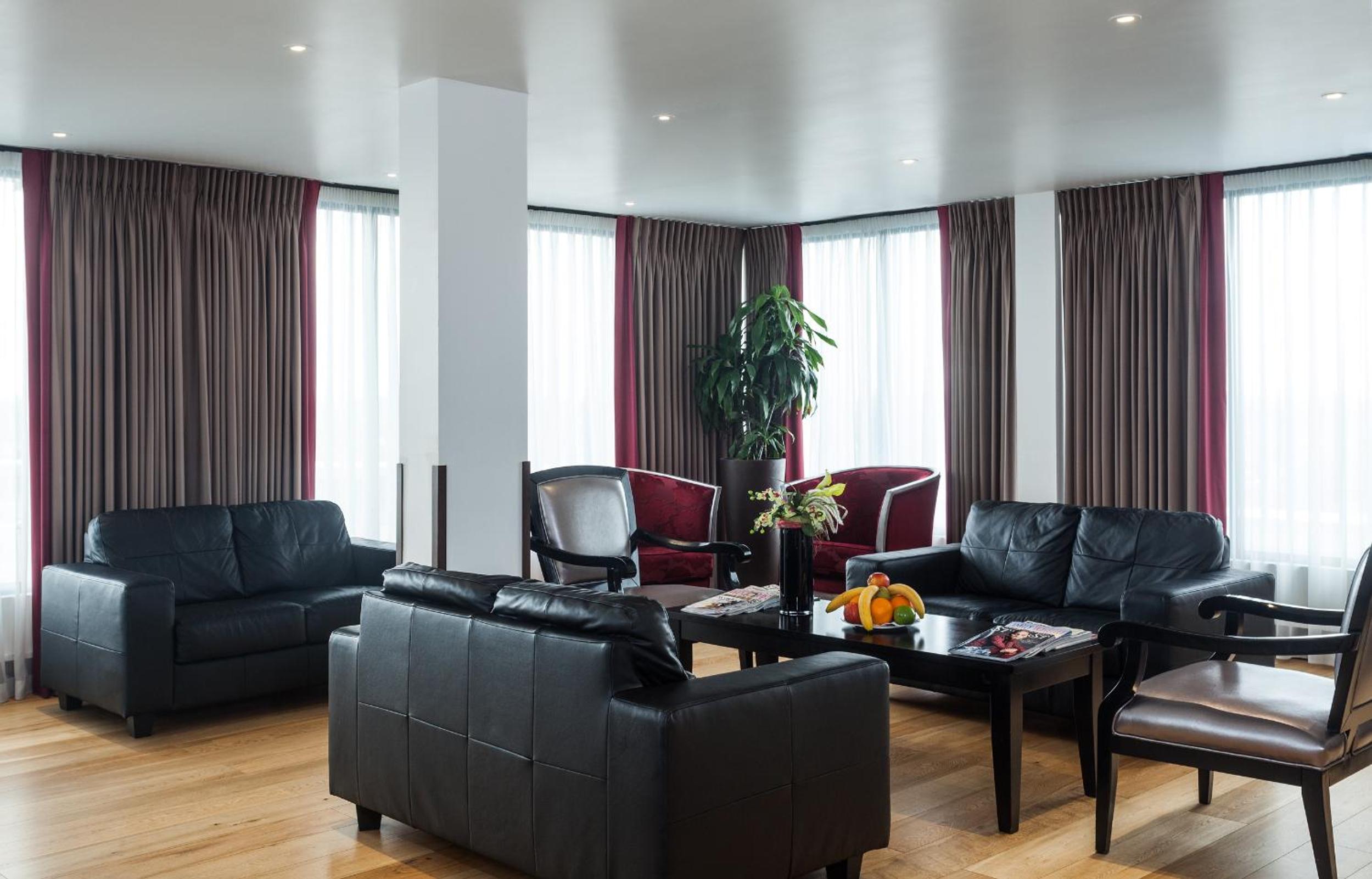 Hounslow Vacations - Park Grand Heathrow - Property Image 3