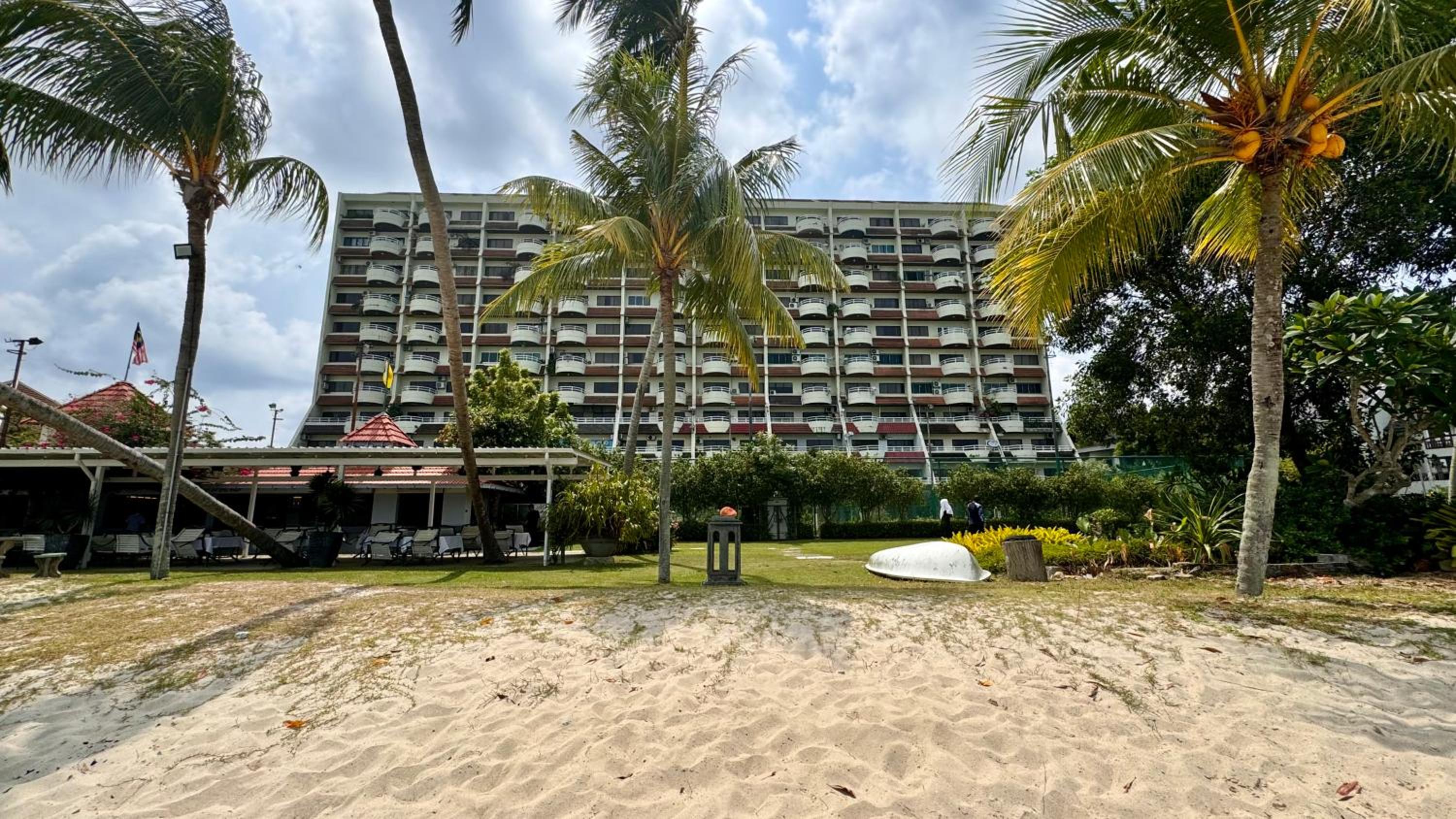 GOLDEN WAVE HOMESTAY 3BR The Regency Port Dikson photo 7