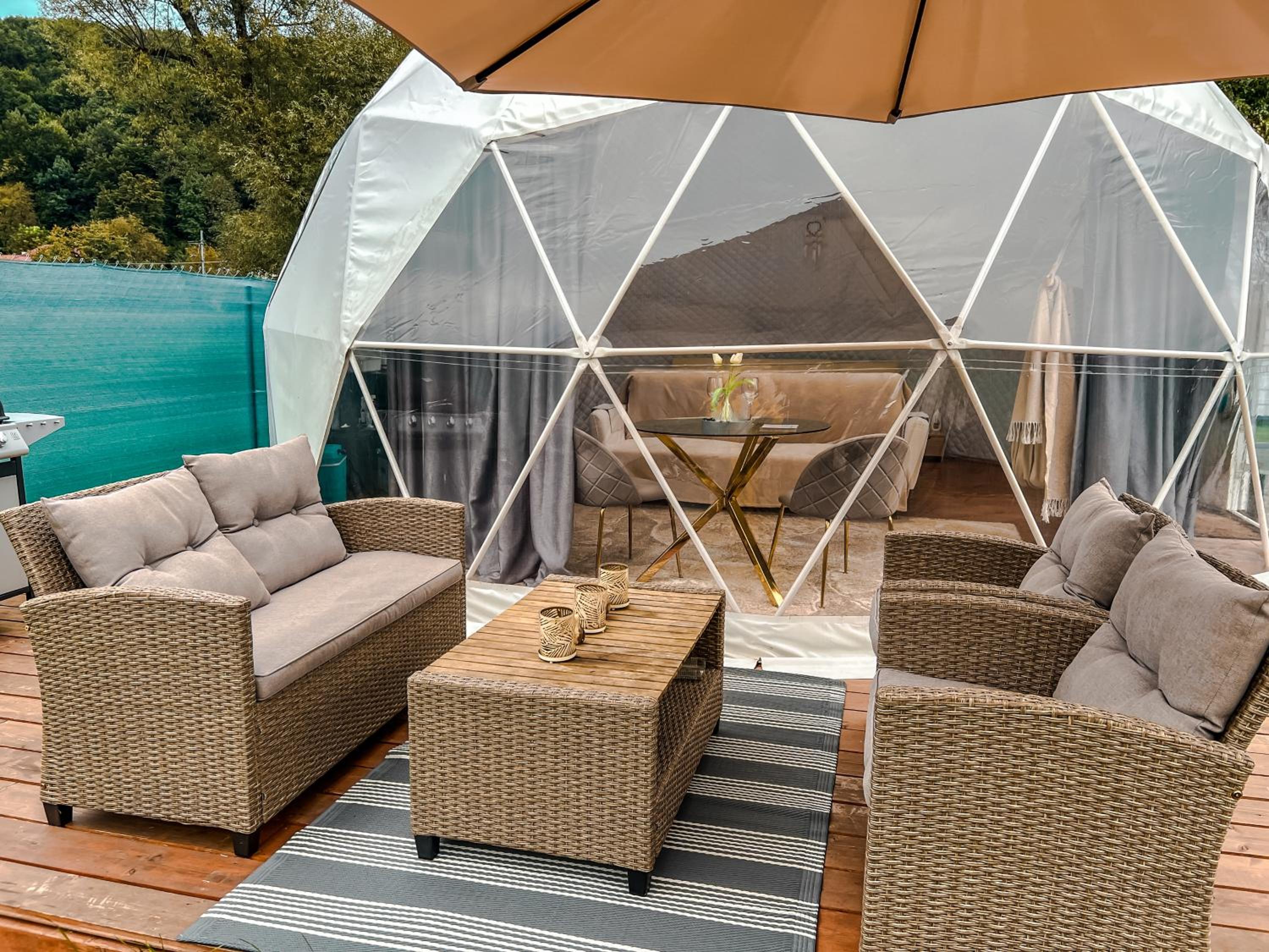 Hideaway Glamping