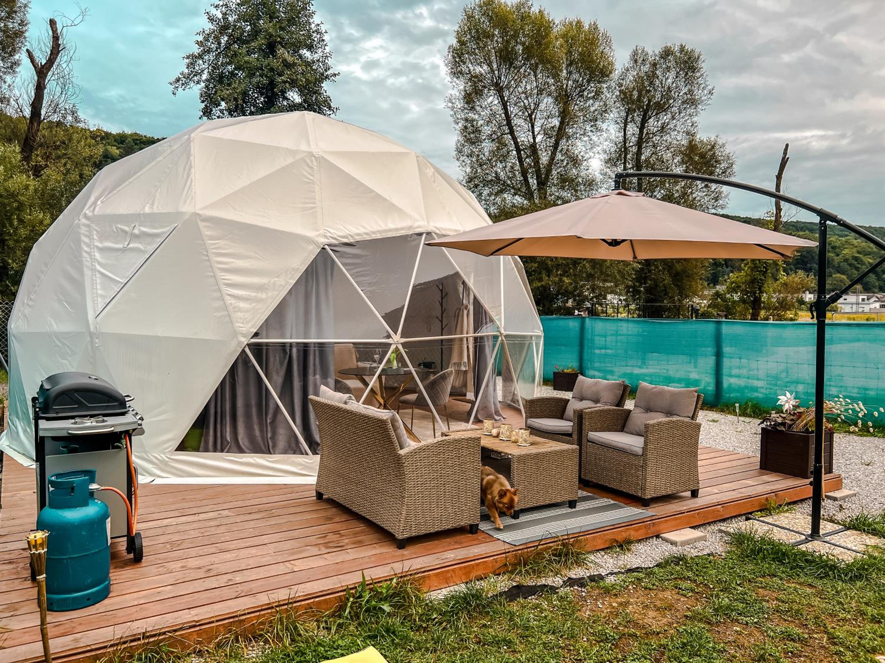 Hideaway Glamping