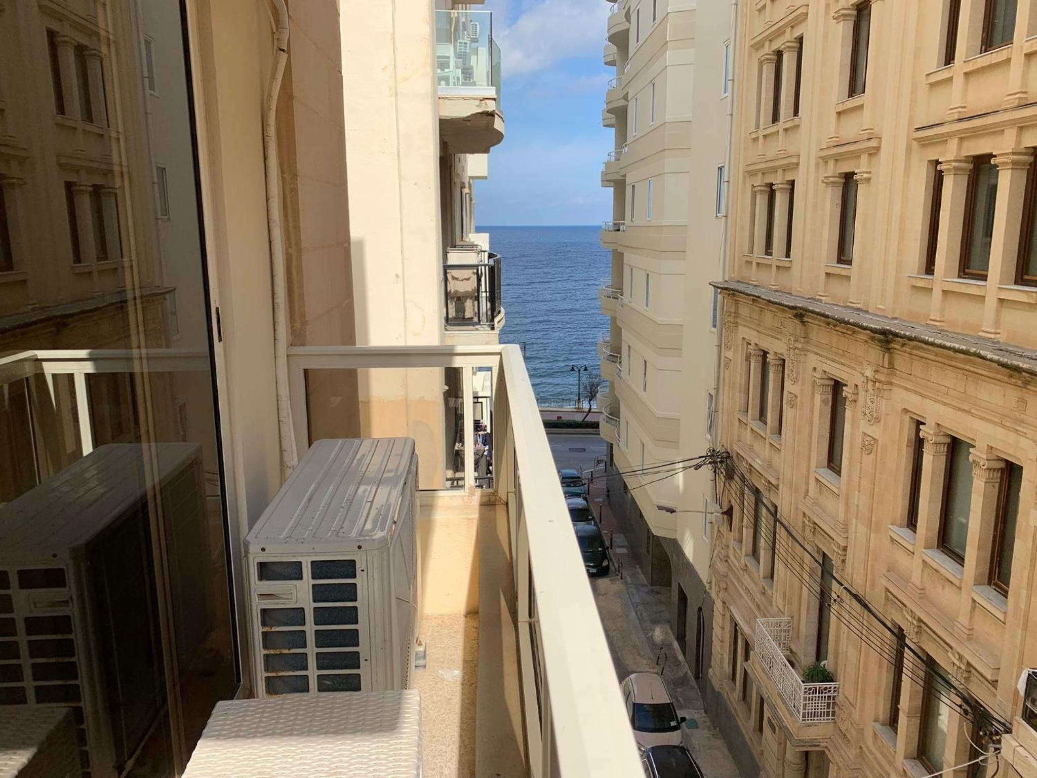 Double Room In Sliema