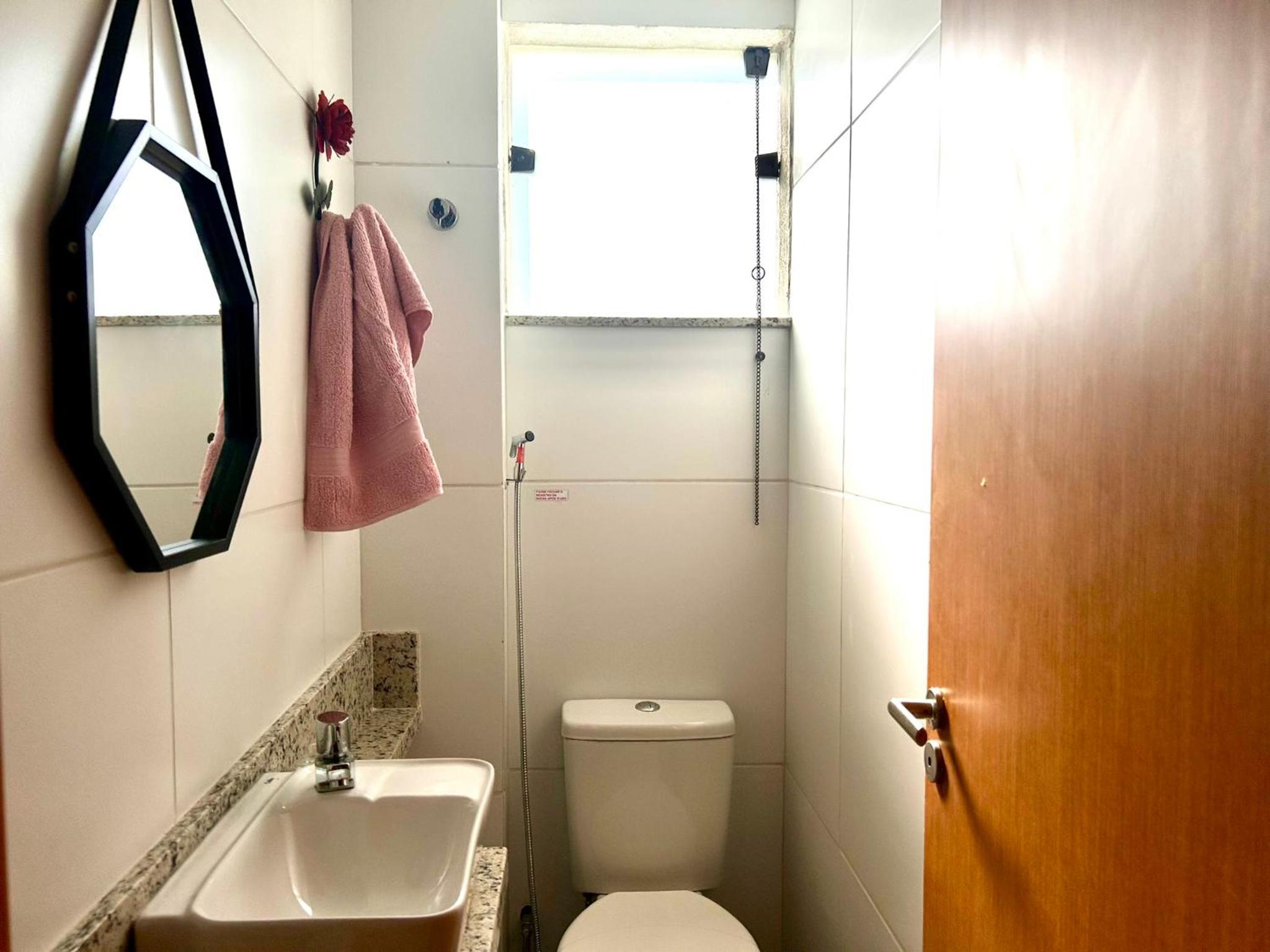 Tiê, Guarajuba, Apartamento Formidável