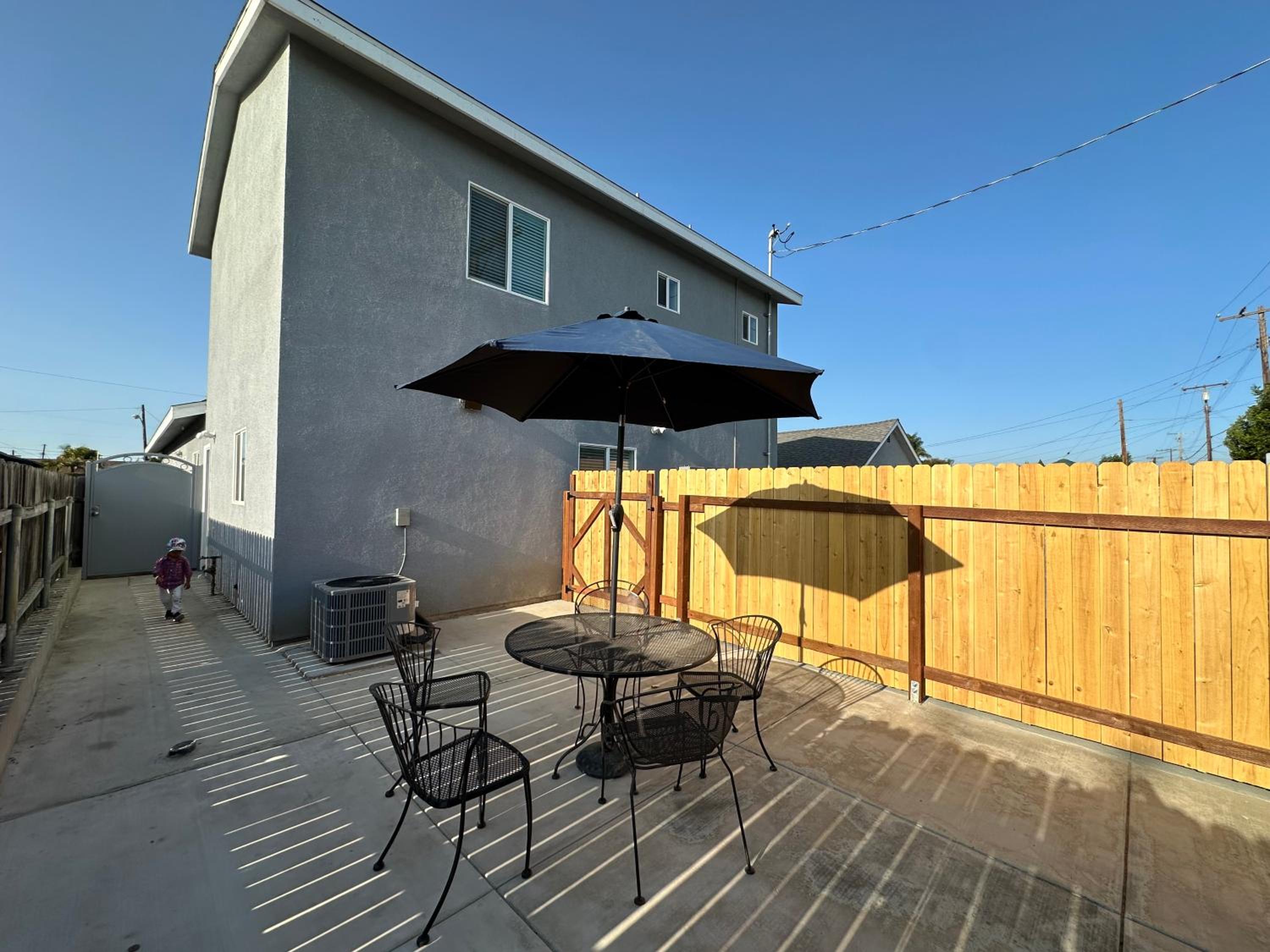 Orange County/Anaheim Vacations - New 2-story house 3 bedrooms 3 bathrooms in Anaheim near Disneyland - Property Image 13