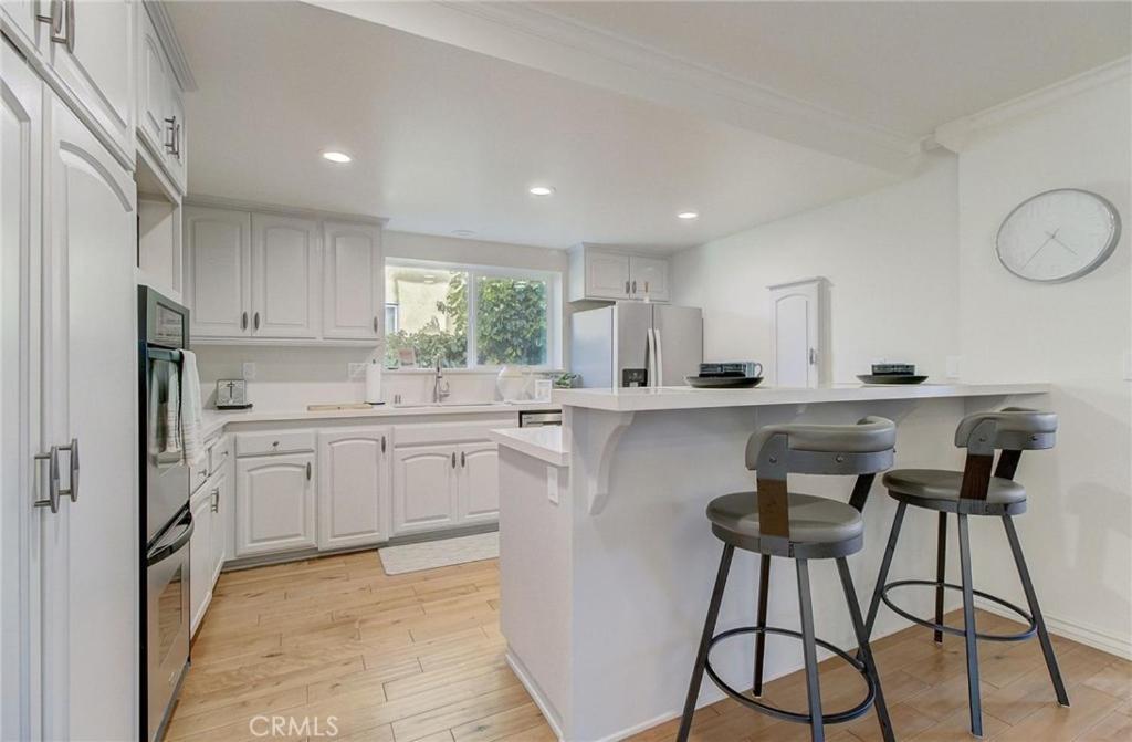 Lovely Beach Home - 2 min walk to the beach - Game Room - Channel Islands! view 5