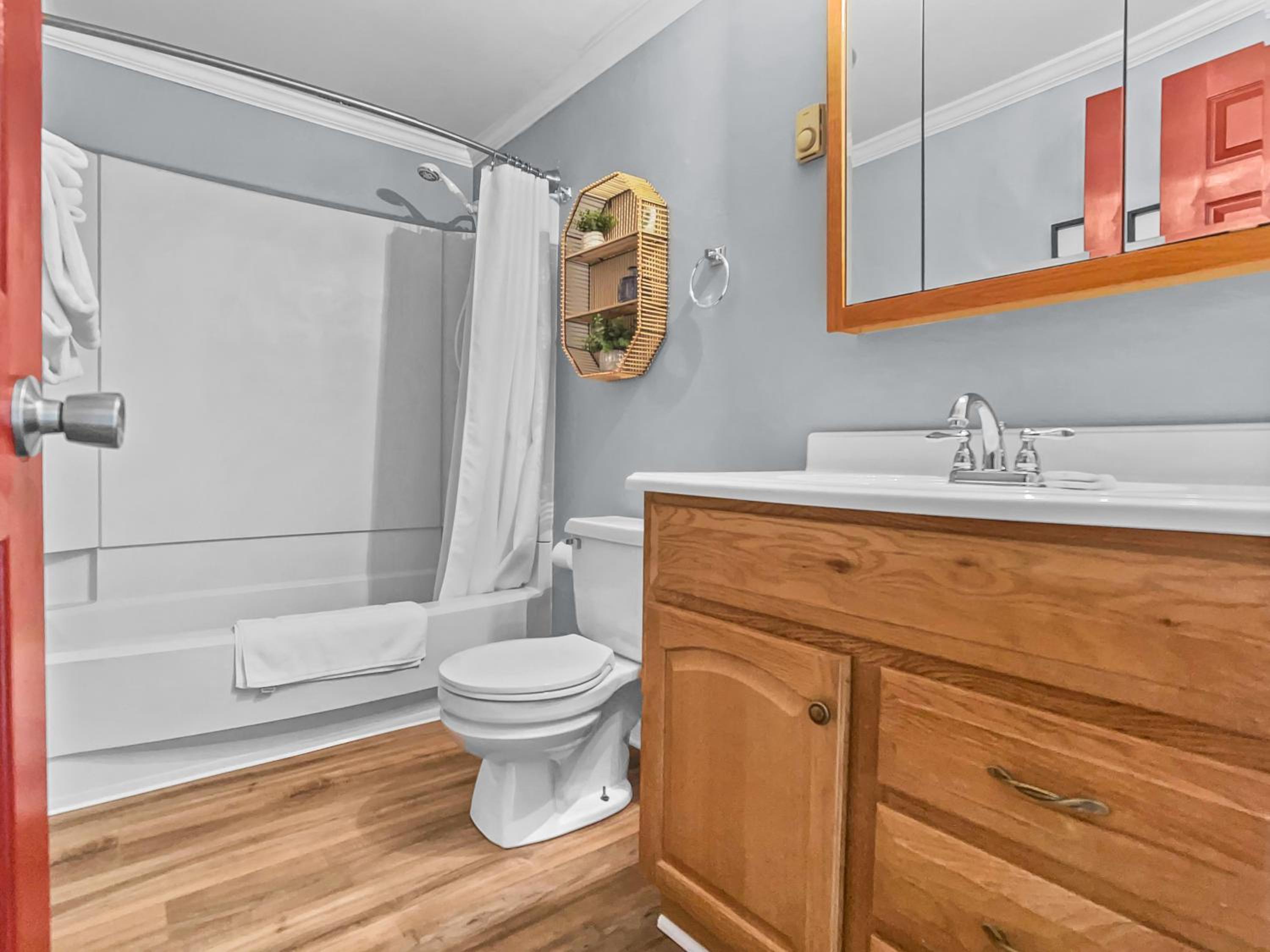 ML147 Fresh And Fun 1BR Sleeps 4 Near Village And Slopes