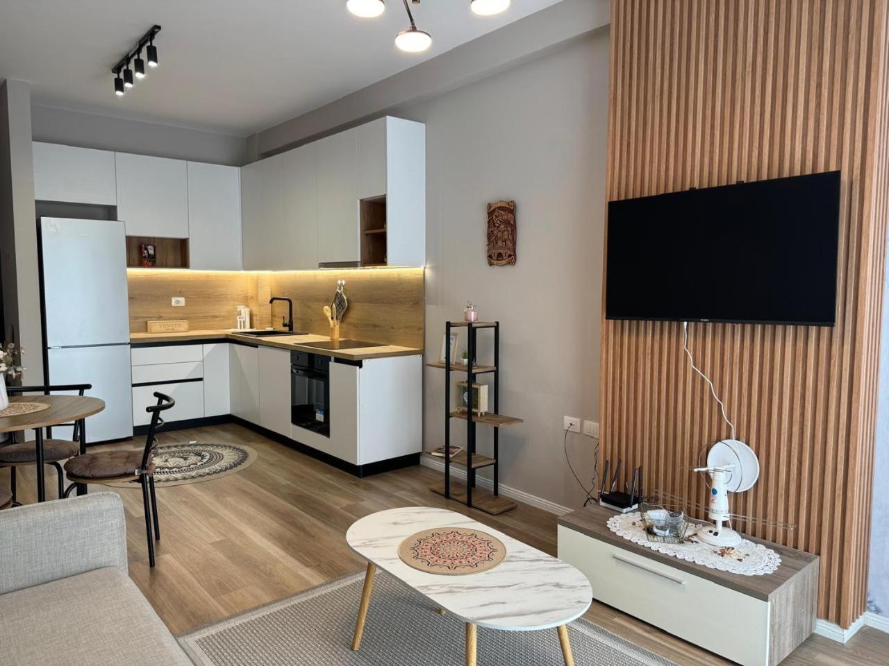 Olivia house photo 5