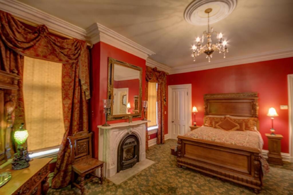 Captain Merry Mansion