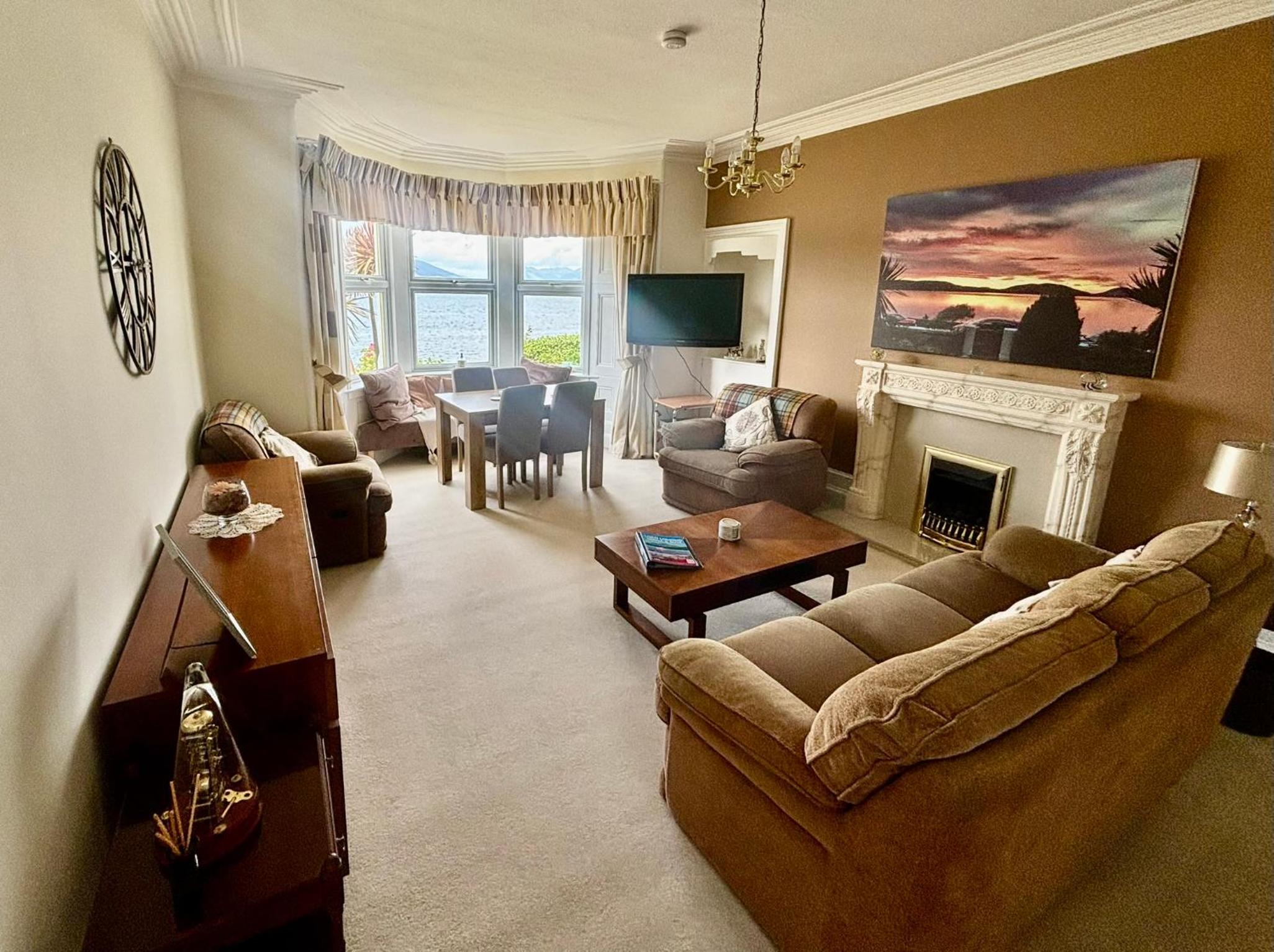 Bayside - Breathtaking views of the Clyde view 2