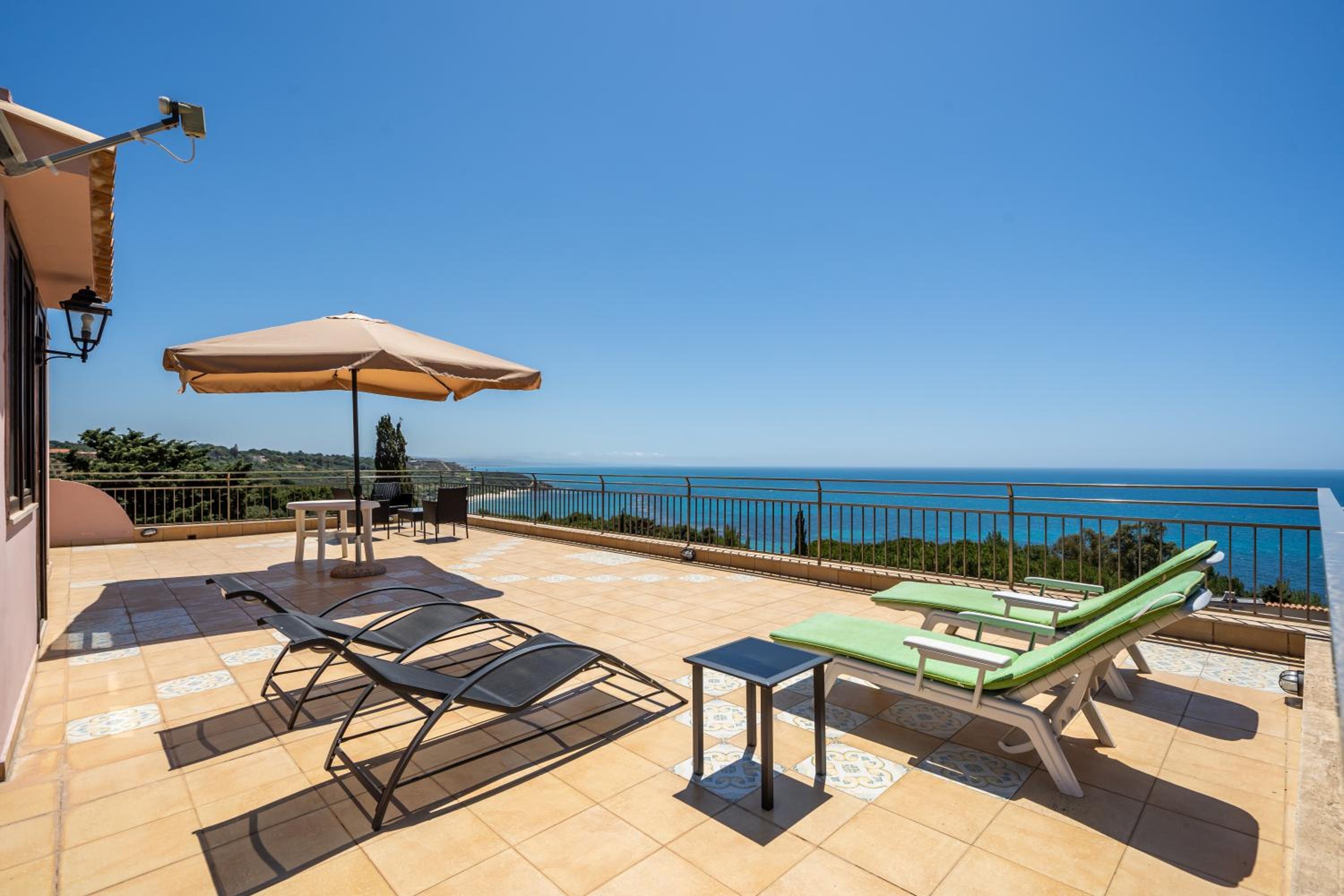 Villa Rosa sul mare