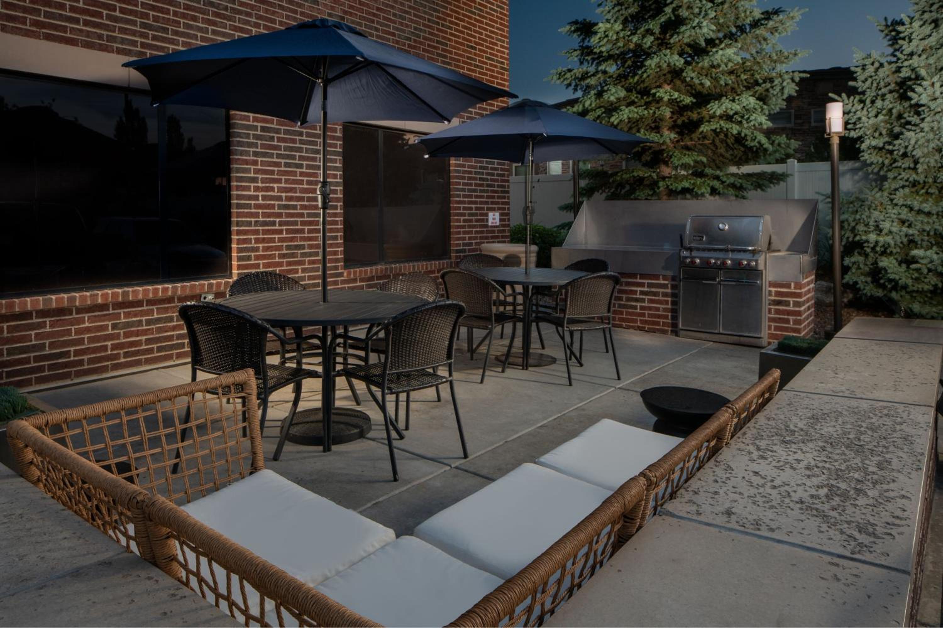 Vernal Vacations - TownePlace Suites by Marriott Vernal - Property Image 12