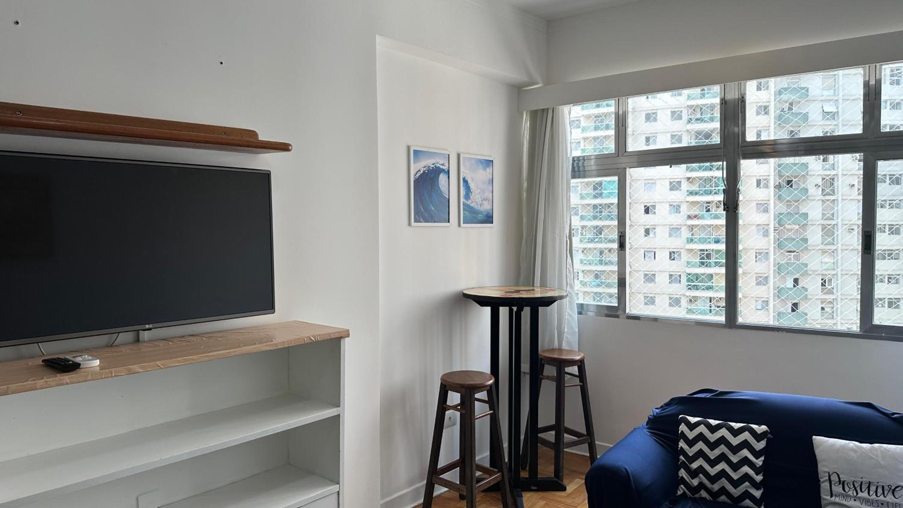 Apartamento Pintangueiras - Pé na Areia com Serviço de Praia