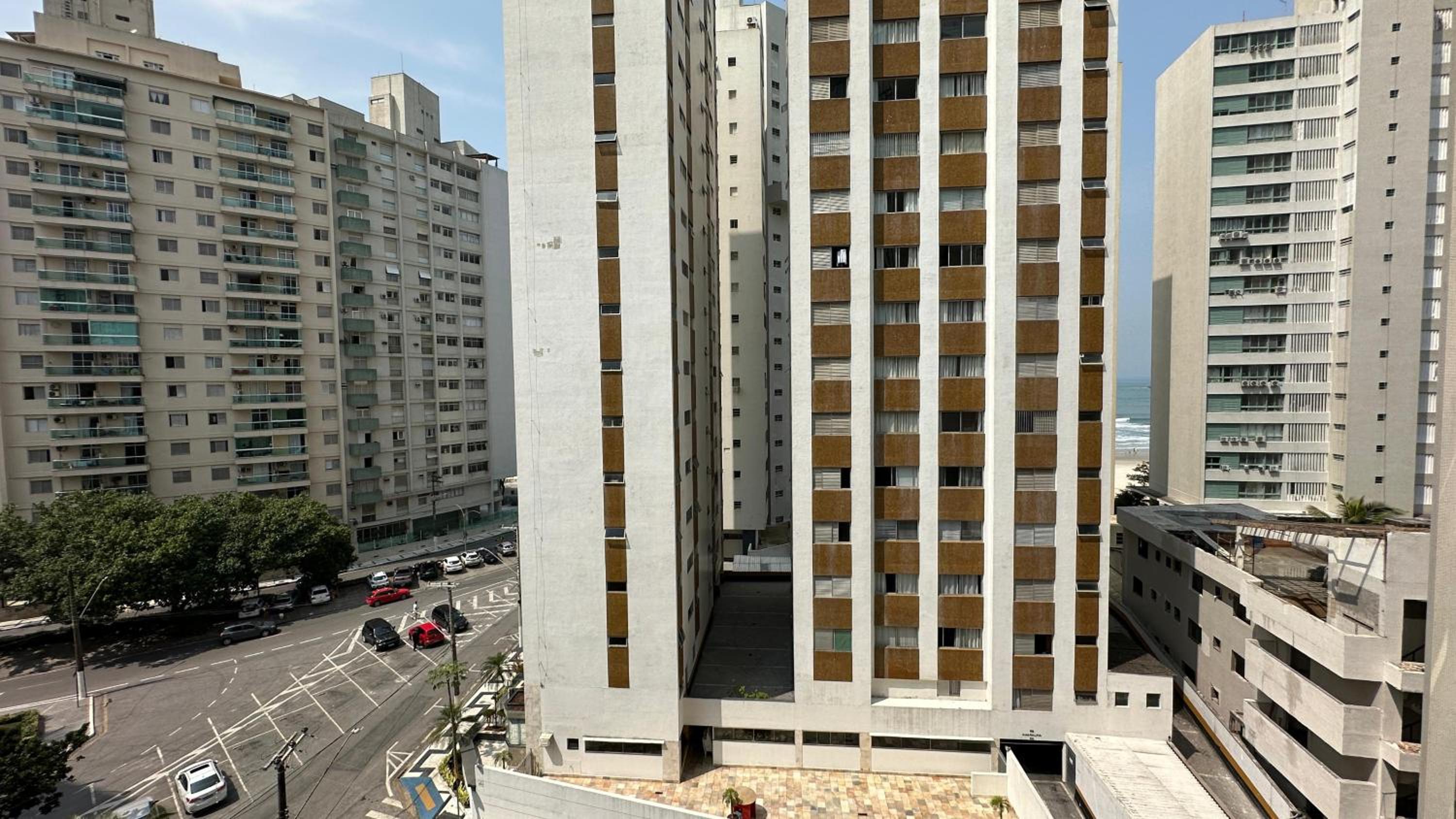 Apartamento Pintangueiras - Pé na Areia com Serviço de Praia