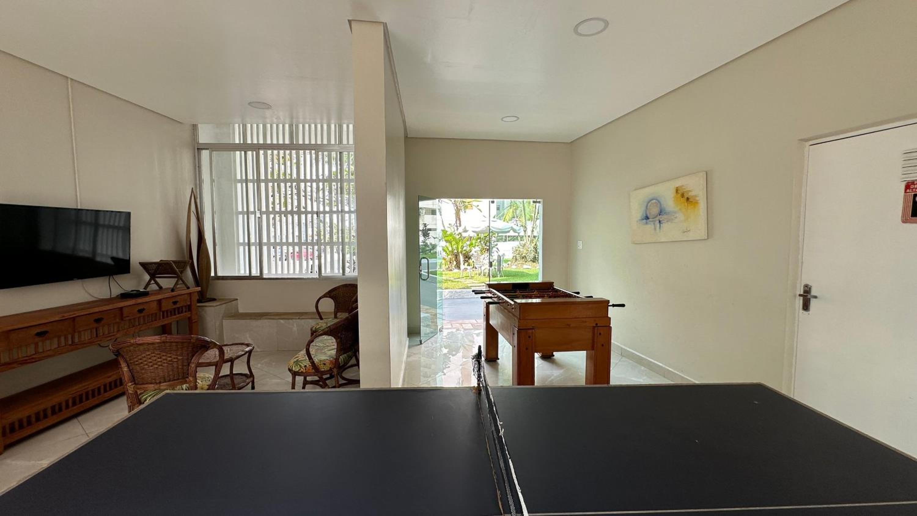 Apartamento Pintangueiras - Pé na Areia com Serviço de Praia