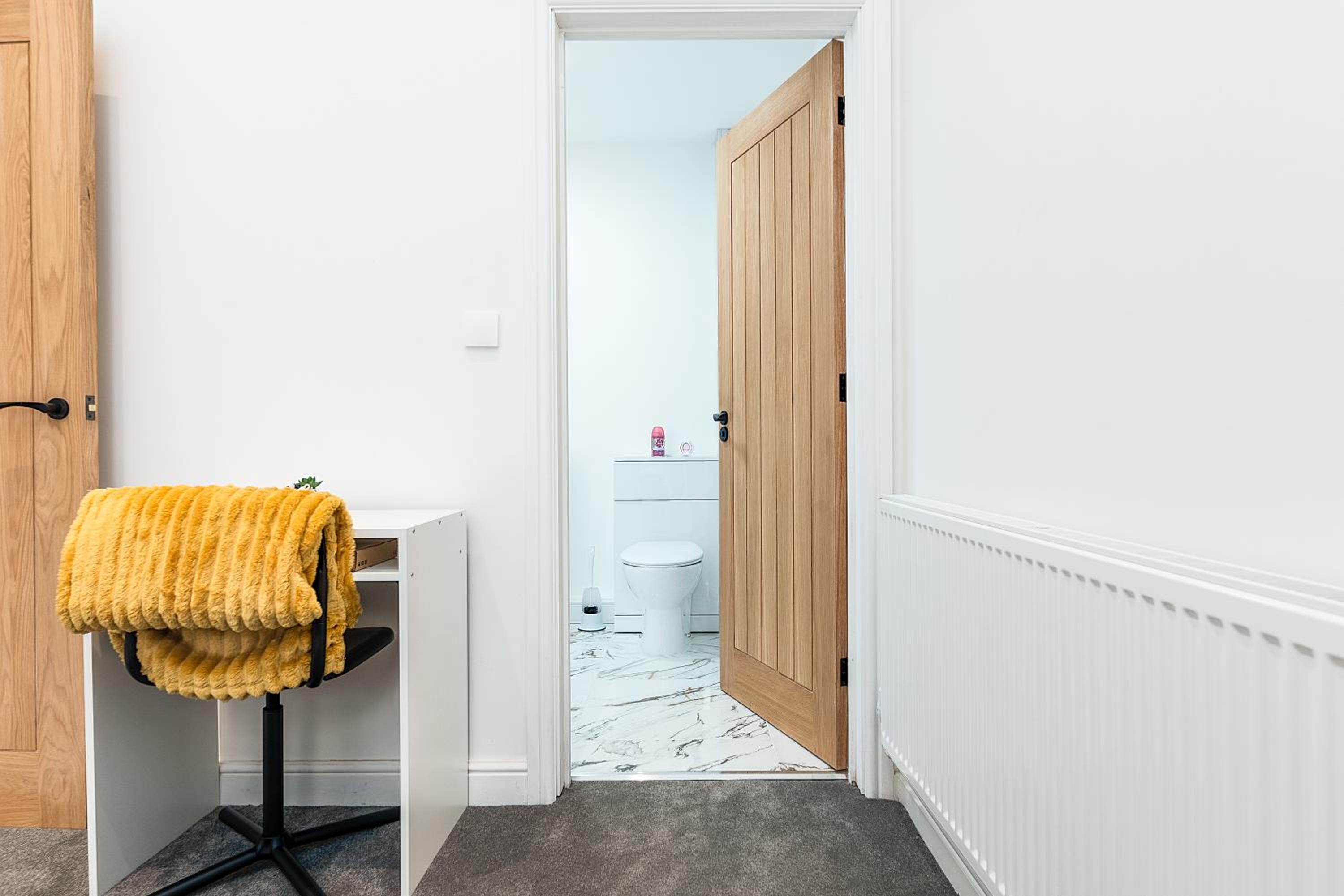 Deluxe 2 Bedroom Apartment In City Centre 3