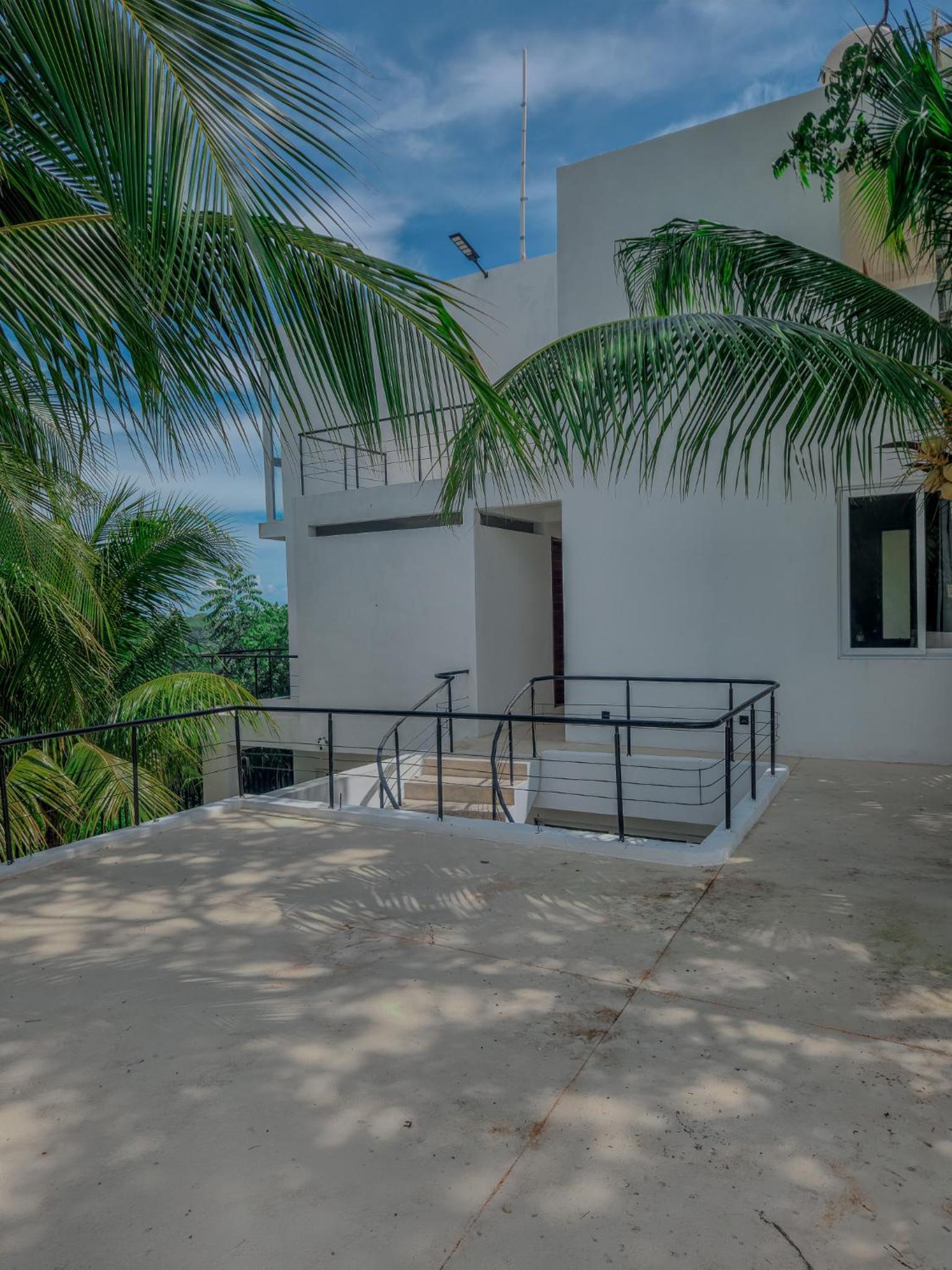 Luxury Lake Villa with Pool & Lagoon Views in Bacalar