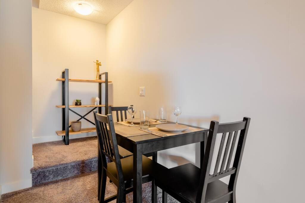 Exquisite One Bedroom Apartment in NW