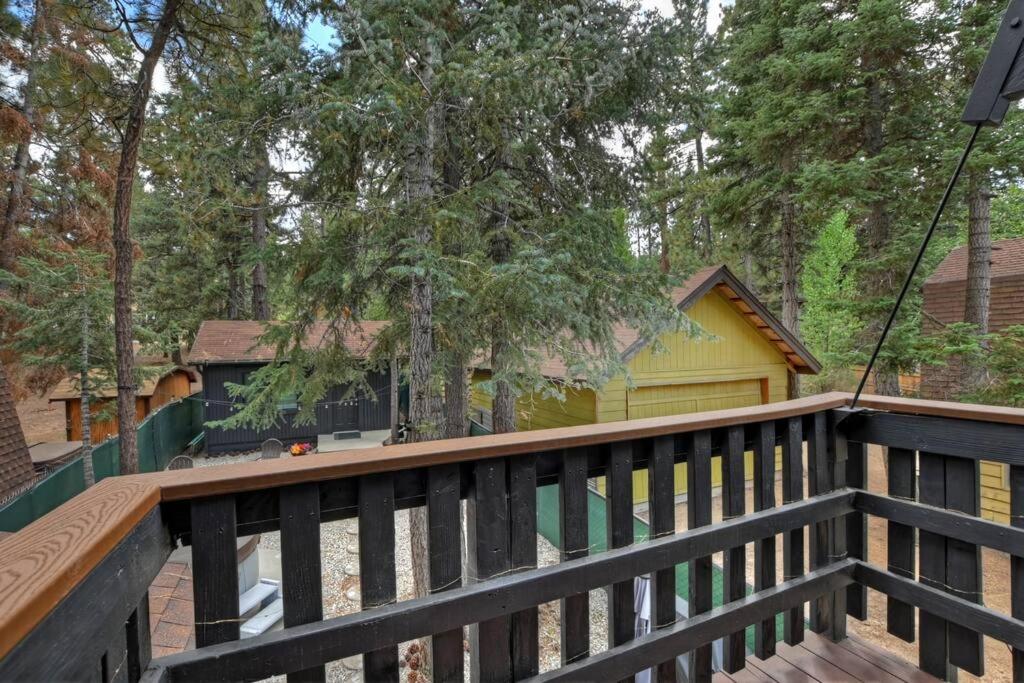 Black Cedar Bungalow