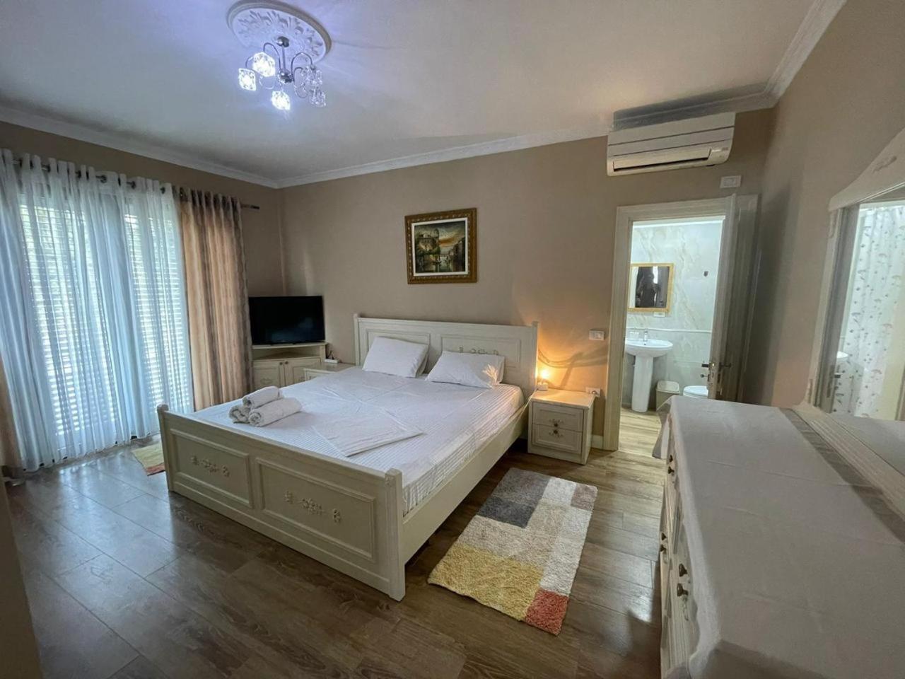 Villa Flora Luxury