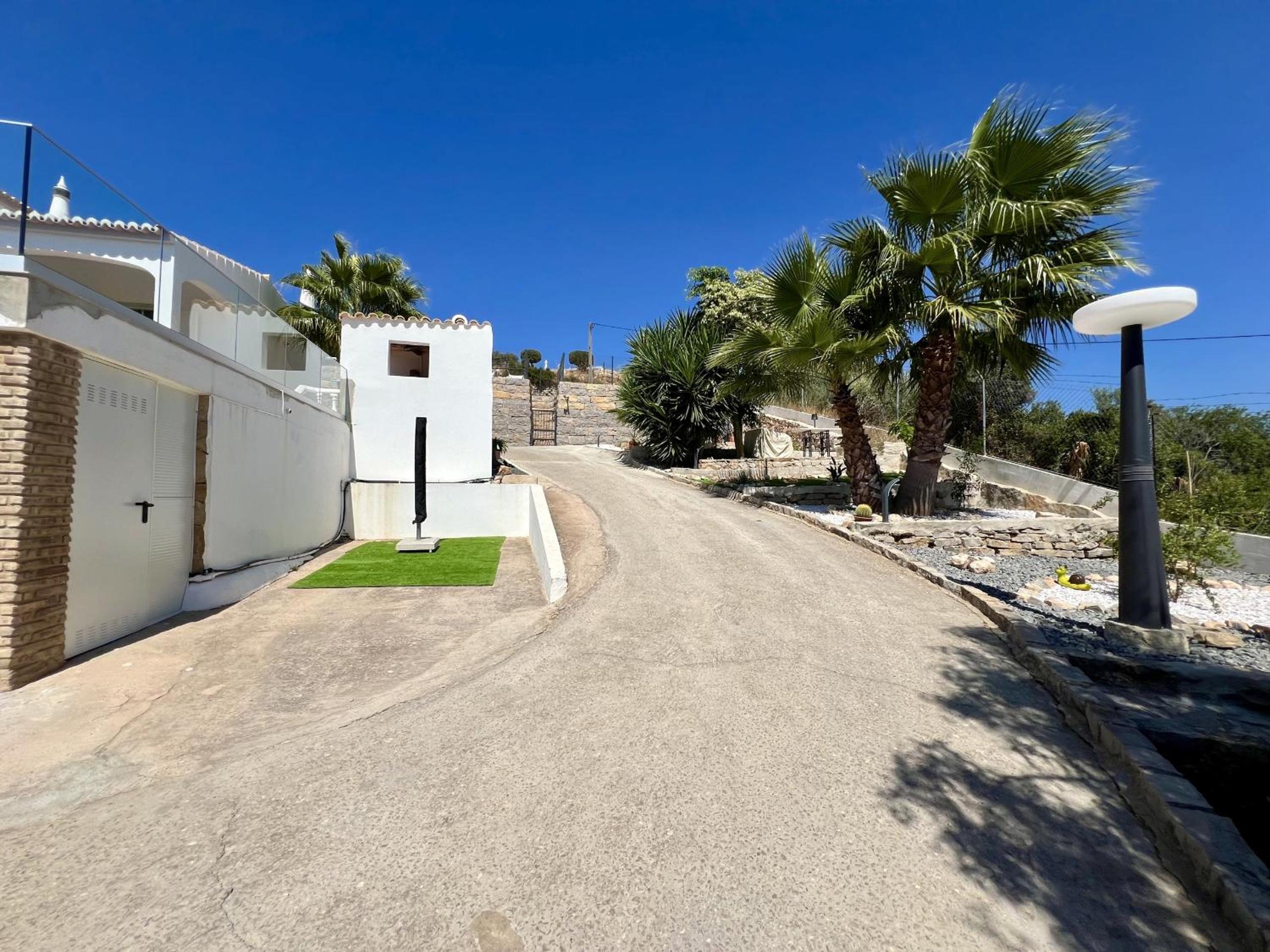 Algarve Premium Villa With Pool by Homing view 4