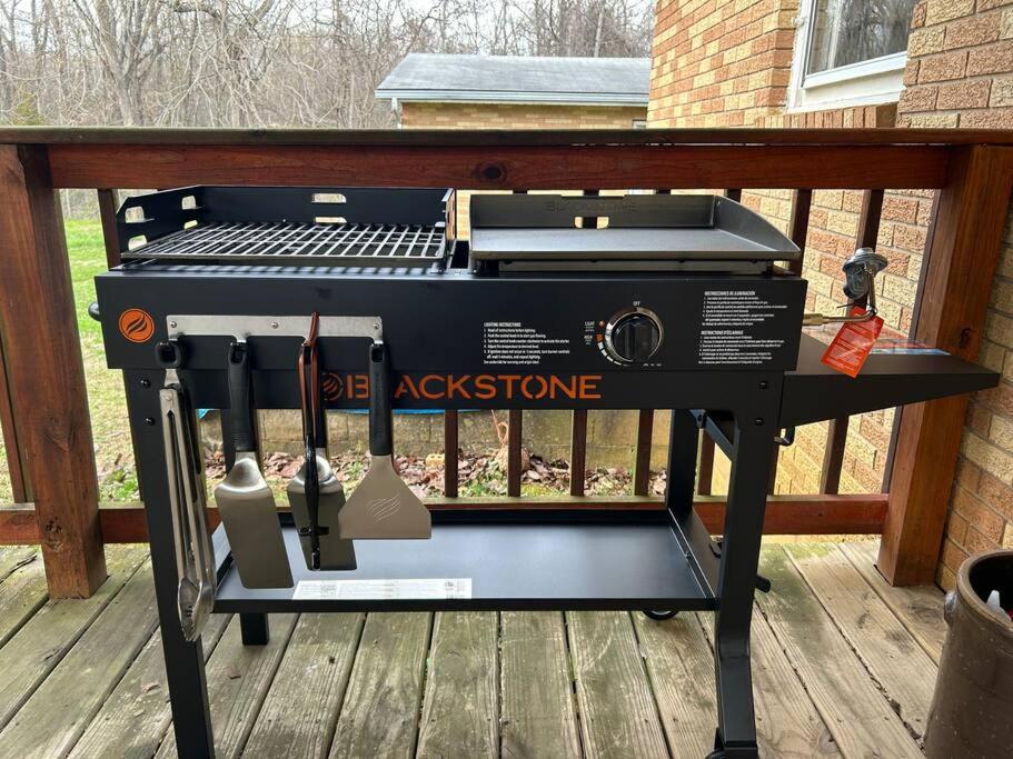 Bloomington Vacations - Harmony Hills 3 bedroom farm house - Property Image 5