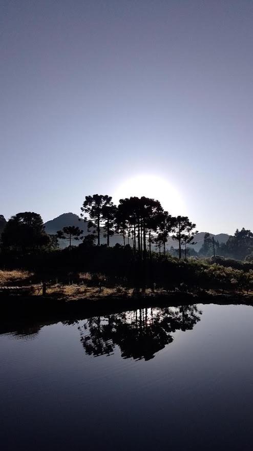 Refugio Brognoli - Chalés Suiços - Com banheira dupla de Hidromassagem
