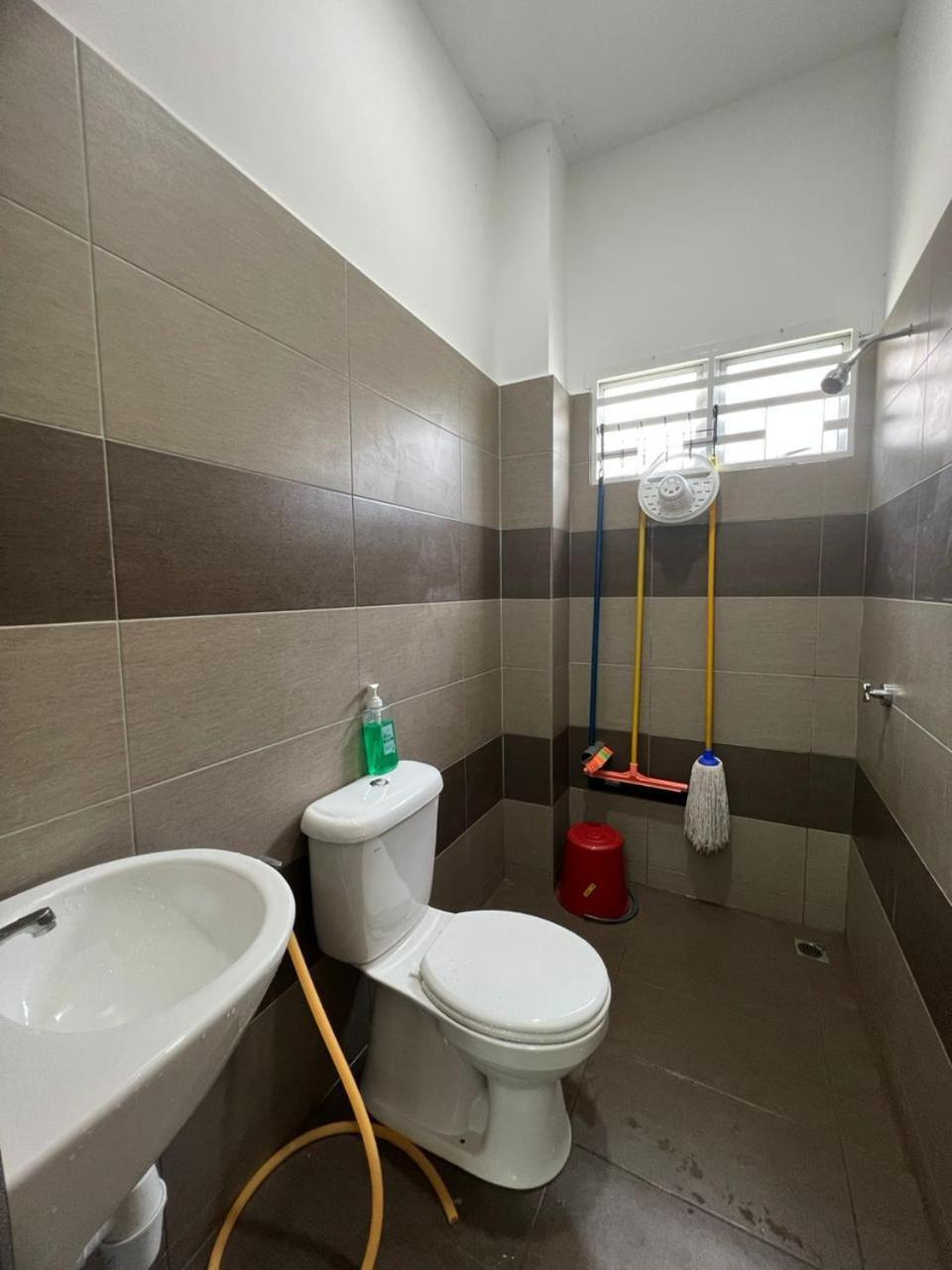 TheBreeze Paddy Home Semi-D setingkat 3 bilik airconds berhadapan Hospital Sultanah Bahiyah - parking luas photo 7
