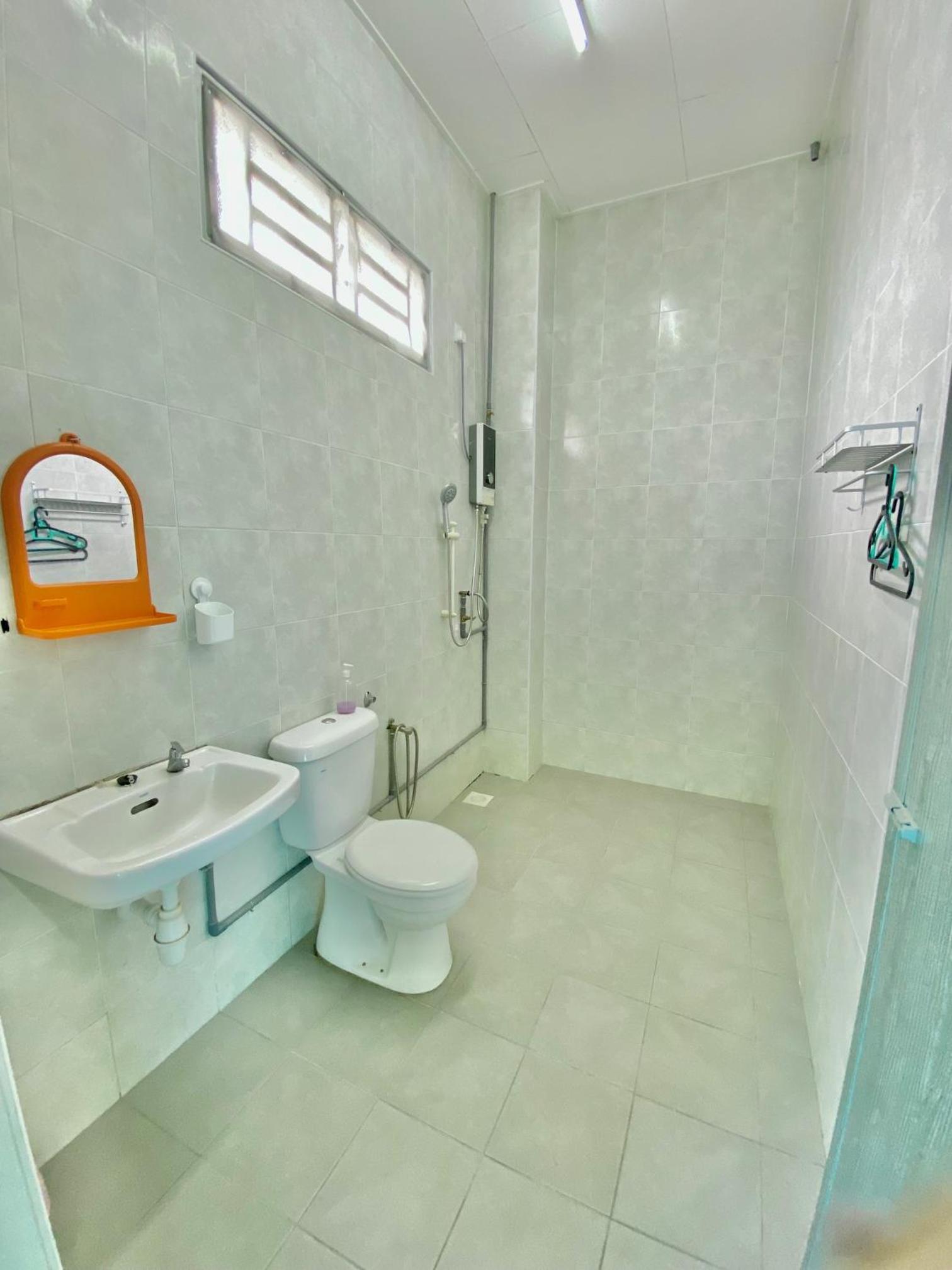 Rumah Vistana Luas DrF 4 bilik airconds berhadapan Hospital Sultanah Bahiyah Alor Setar Kedah photo 6