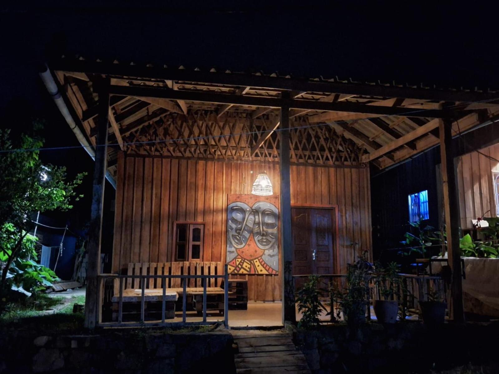 Dragonfly Guesthouse M'Pai Bay