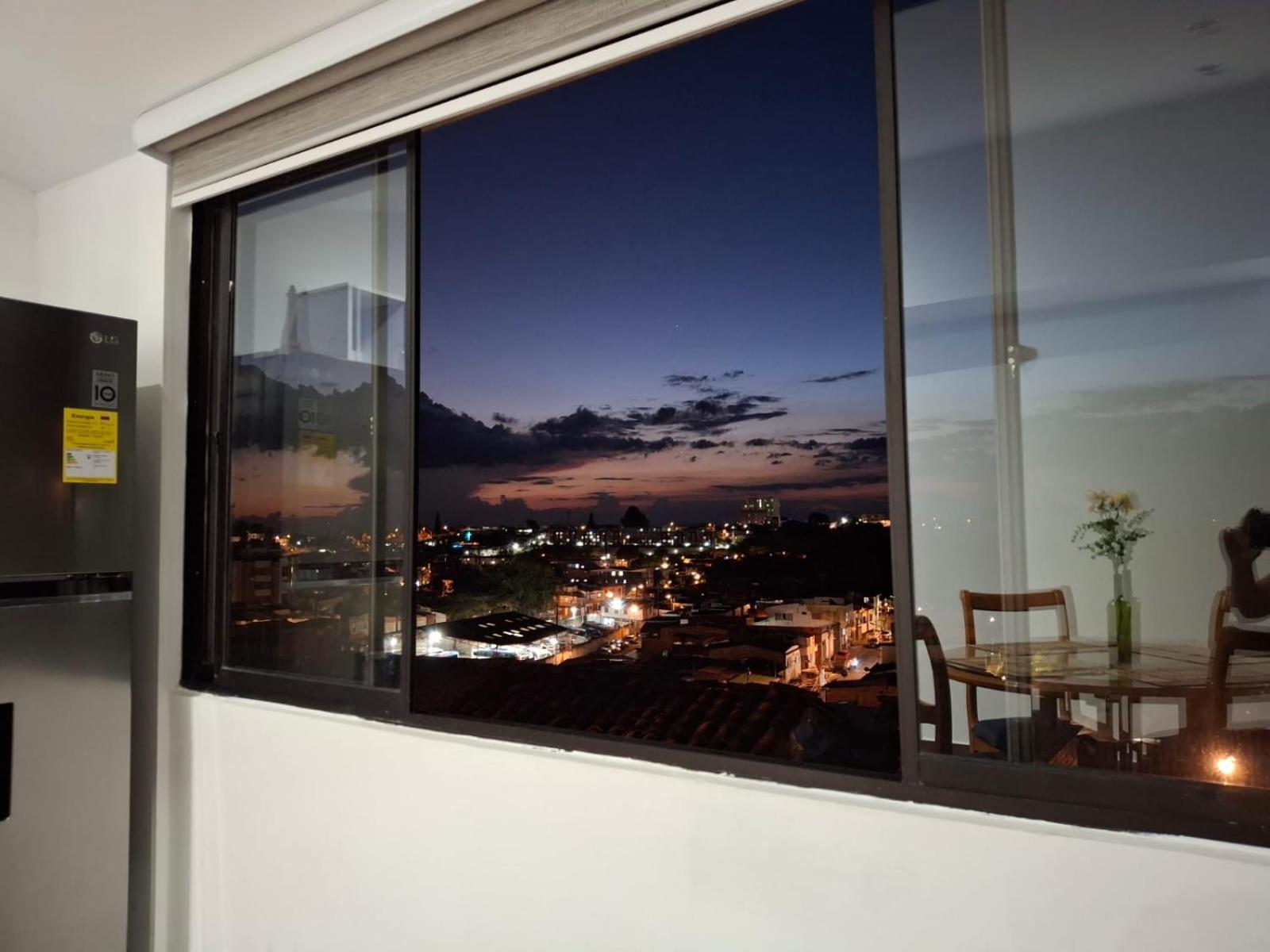 Apartamento en un 4to piso cerca al coliseo en Armenia