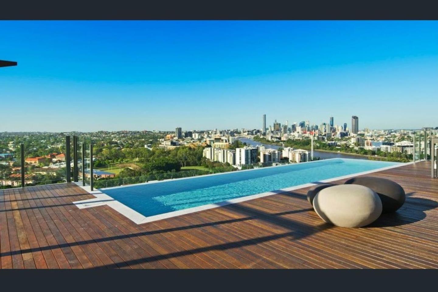 Brisbane Vacations - Modern APT in Toowong with Mountain View - Property Image 22