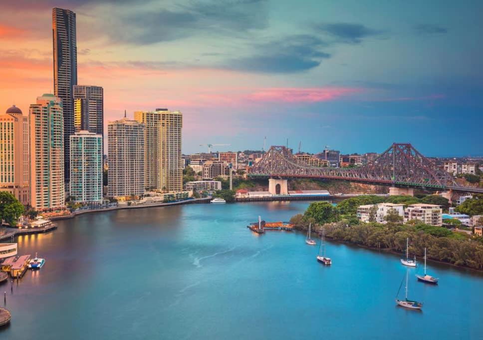 Brisbane Vacations - Modern APT in Toowong with Mountain View - Property Image 17
