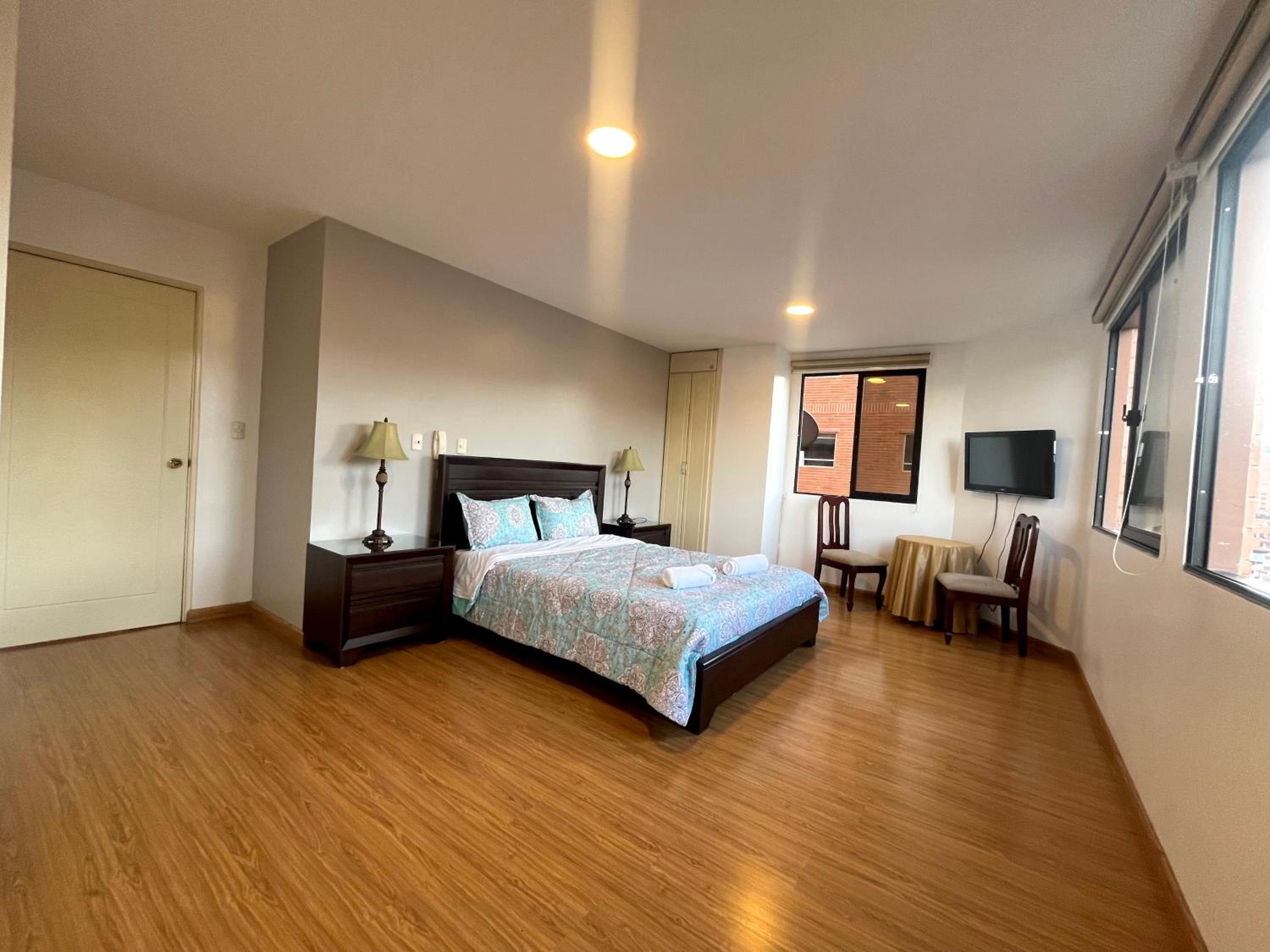 Enorme, 3 habitaciones, vista a toda la ciudad, zona exclusiva, Jacuzzi view 3
